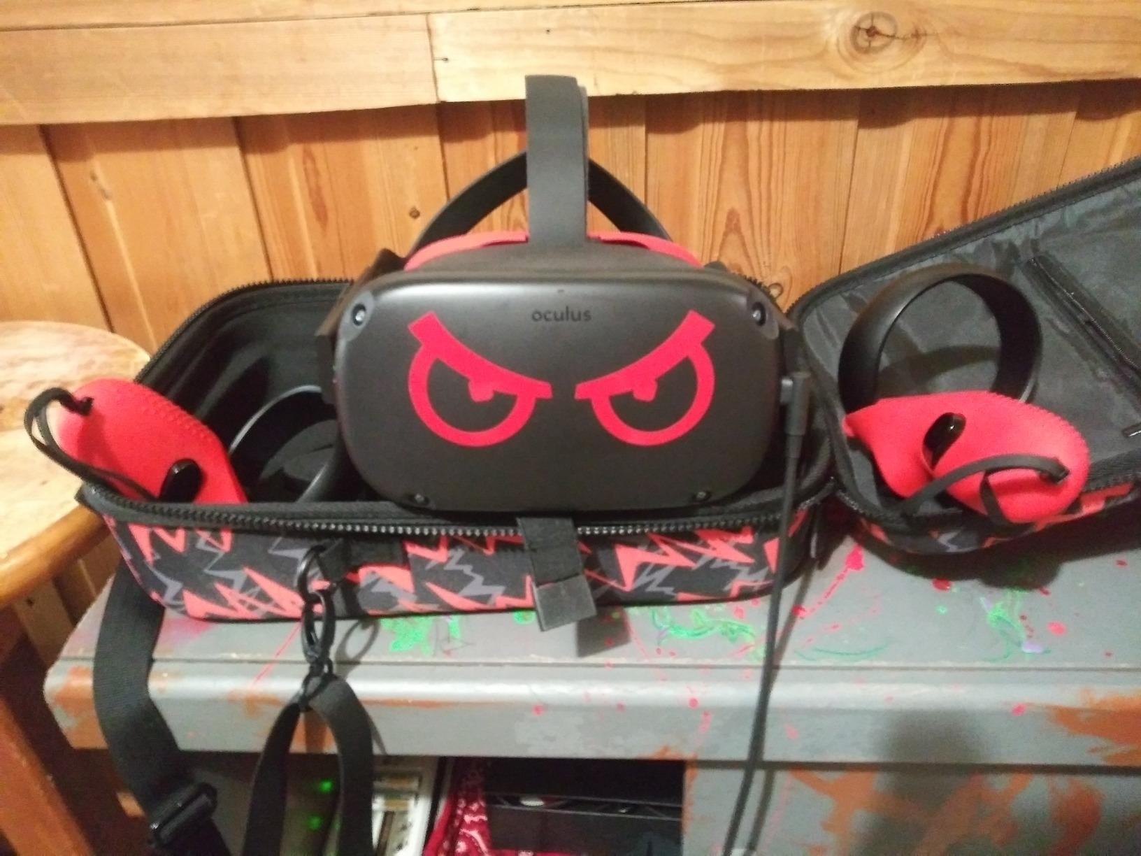 Oculus Quest All-in-one VR Gaming Headset – 64GB customer photo 2