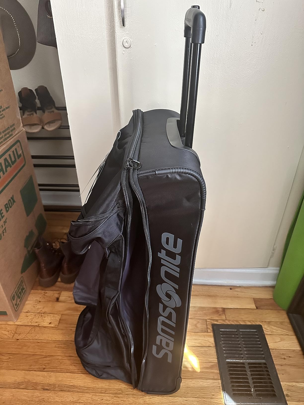 Samsonite Andante 2 Wheeled Duffel Bag – 32-Inch Durable Rolling Luggage with Inline Skate Wheels, Push-Button Handle & Spacious Compartments – Travel-Friendly and Lightweight - All Black customer photo 2