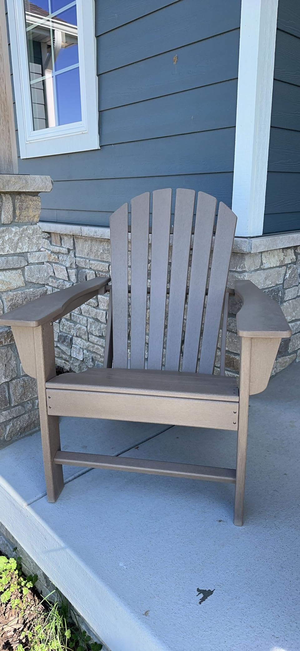 Signature Design by Ashley 1-Piece HDPE Outdoor Adirondack Chair, Driftwood customer photo 1