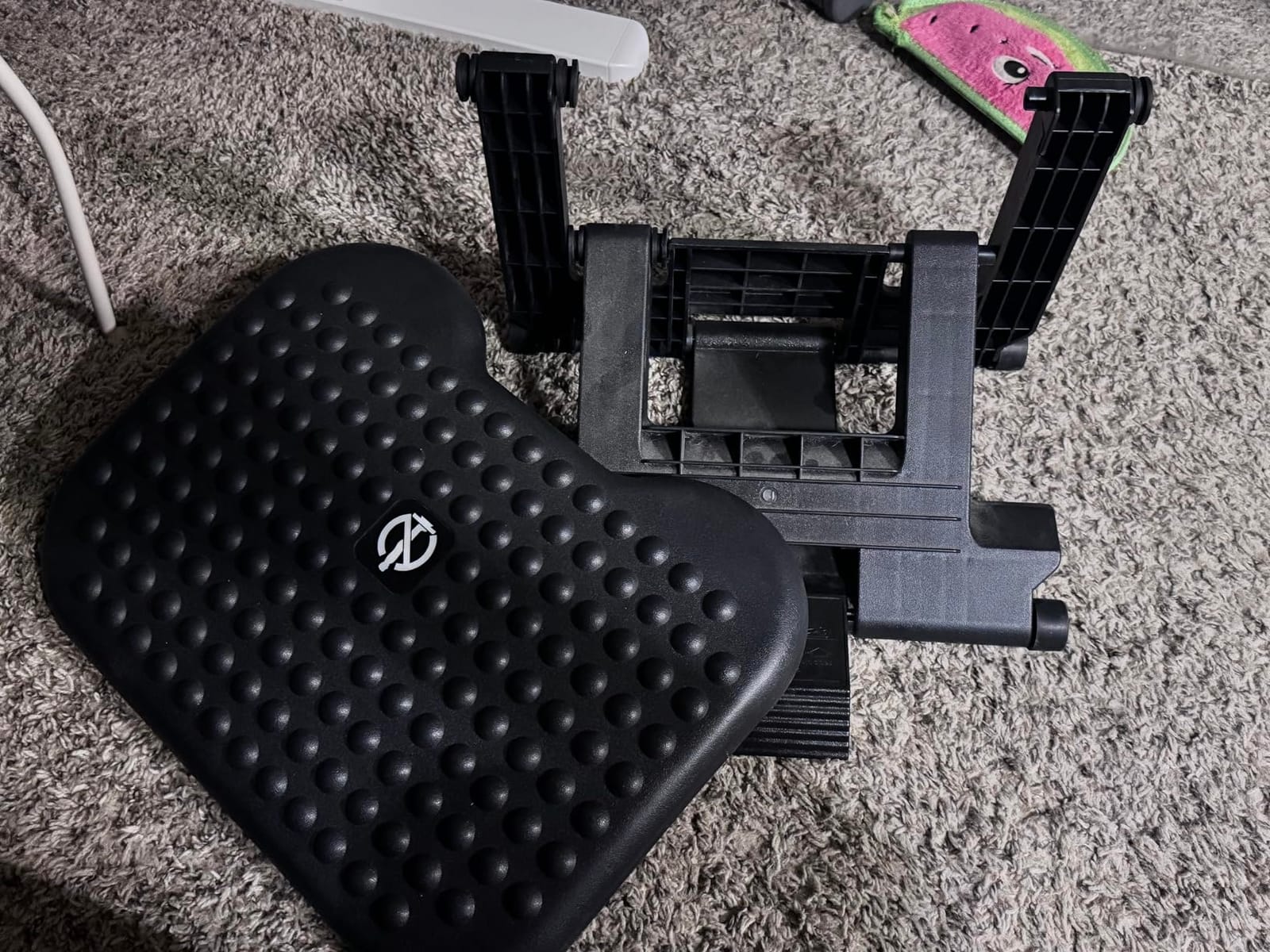 HUANUO Adjustable Foot Rest for Under Desk with Massage Surface and Tilt | 3 height positions, large non-skid platform, pre-assembled foot stool for work, study and home office, ergonomic leg support customer photo 2