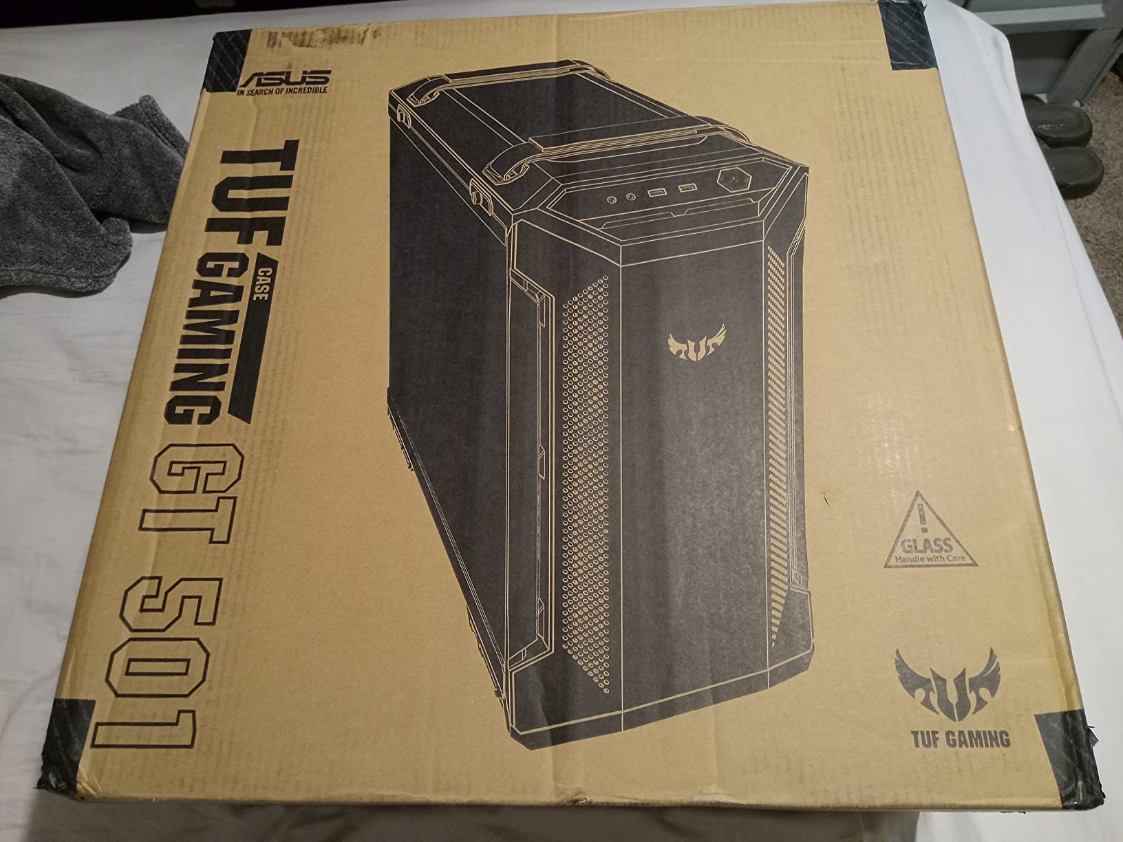 ASUS TUF Gaming GT501 E-ATX Full-Tower PC Case customer photo 2