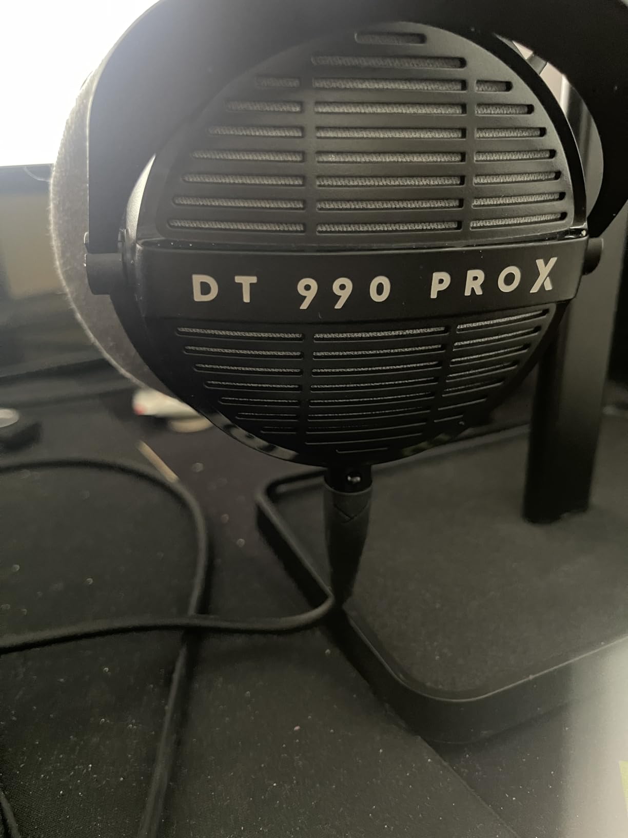Avantree Neetto HS908 - Dual Headphone Stand for Desk customer photo 1
