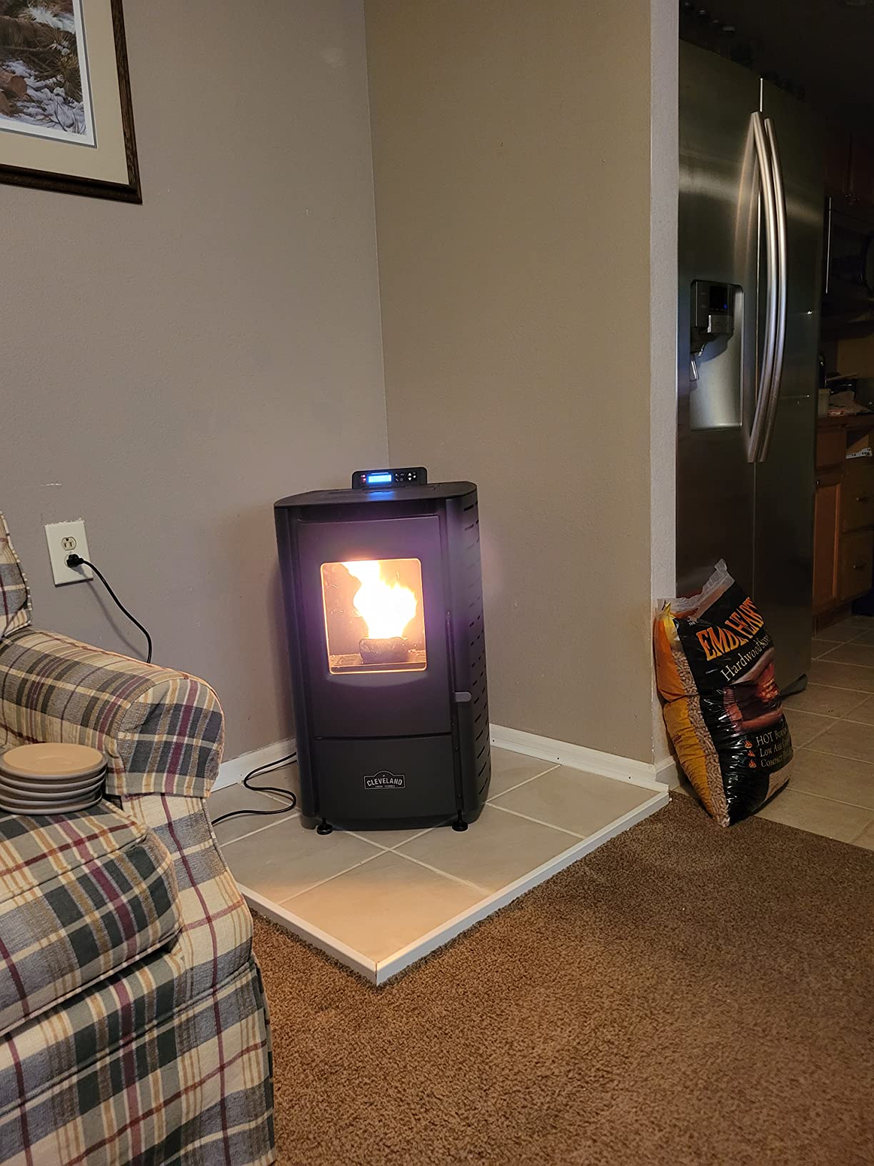 Mr. Heater Cleveland Iron Works Small Pellet Stove - 24lb Hopper customer photo 2