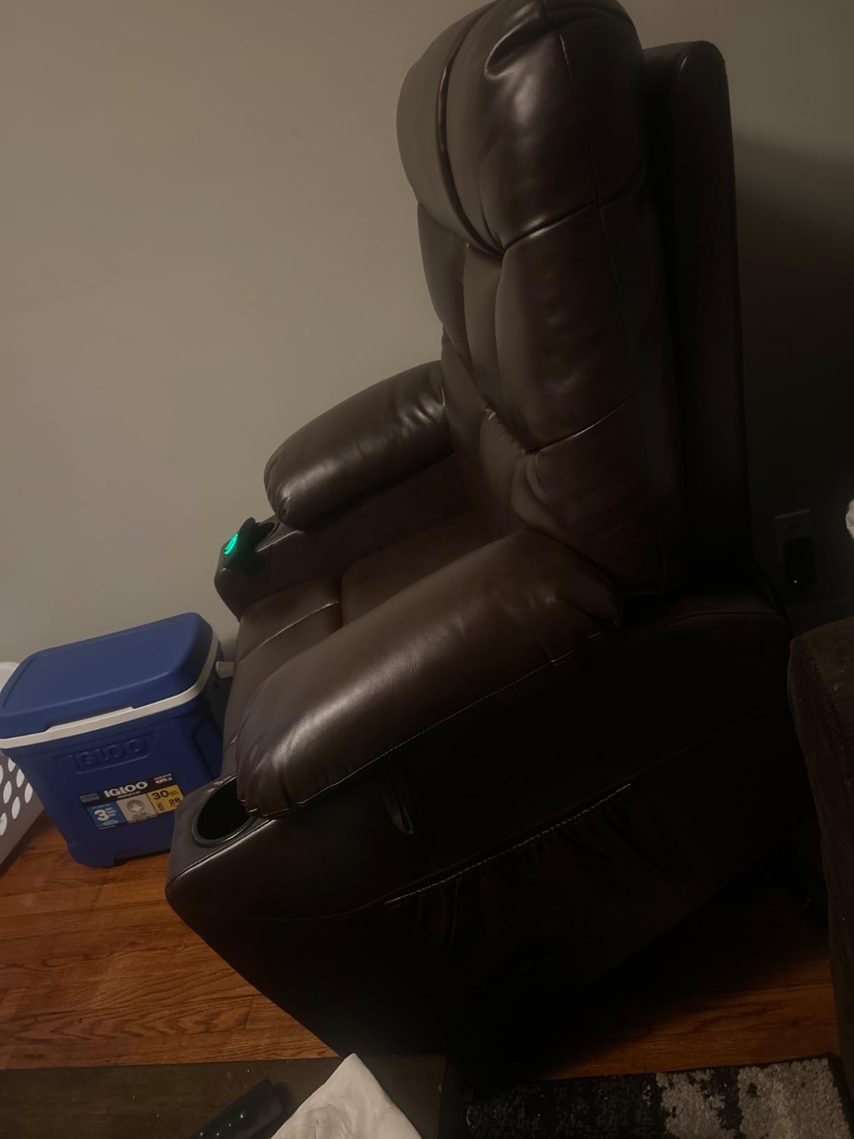 MCombo Power Lift Recliner for Elderly, Leather 7287 (Dark Brown, Medium) | Stand Assist, 140° Recline, 4.7