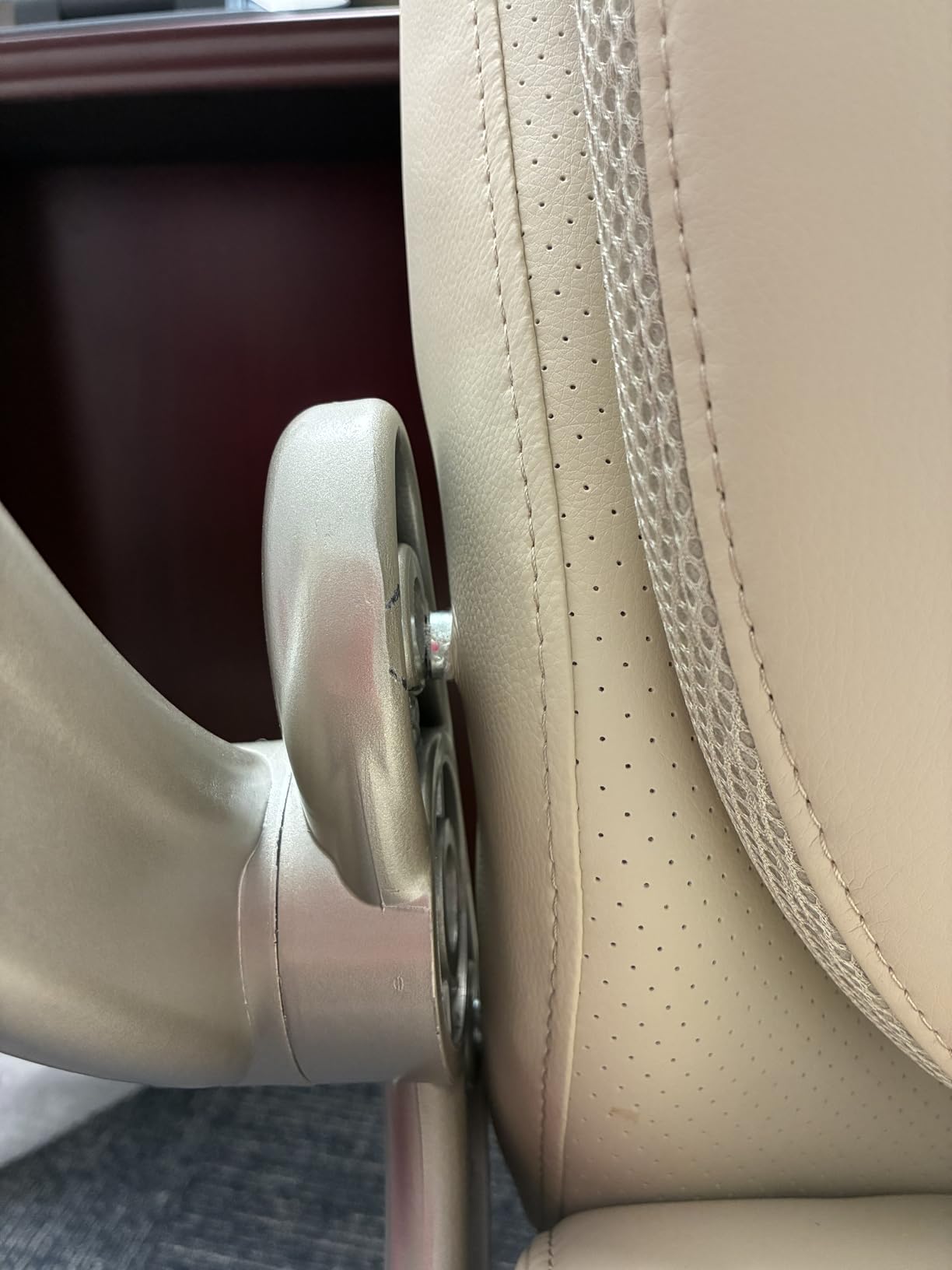 Amazon Basics Ergonomic Executive Office Desk Chair with Lumbar Support, Flip-up Armrests, Adjustable Height, Cream Leather customer photo 2