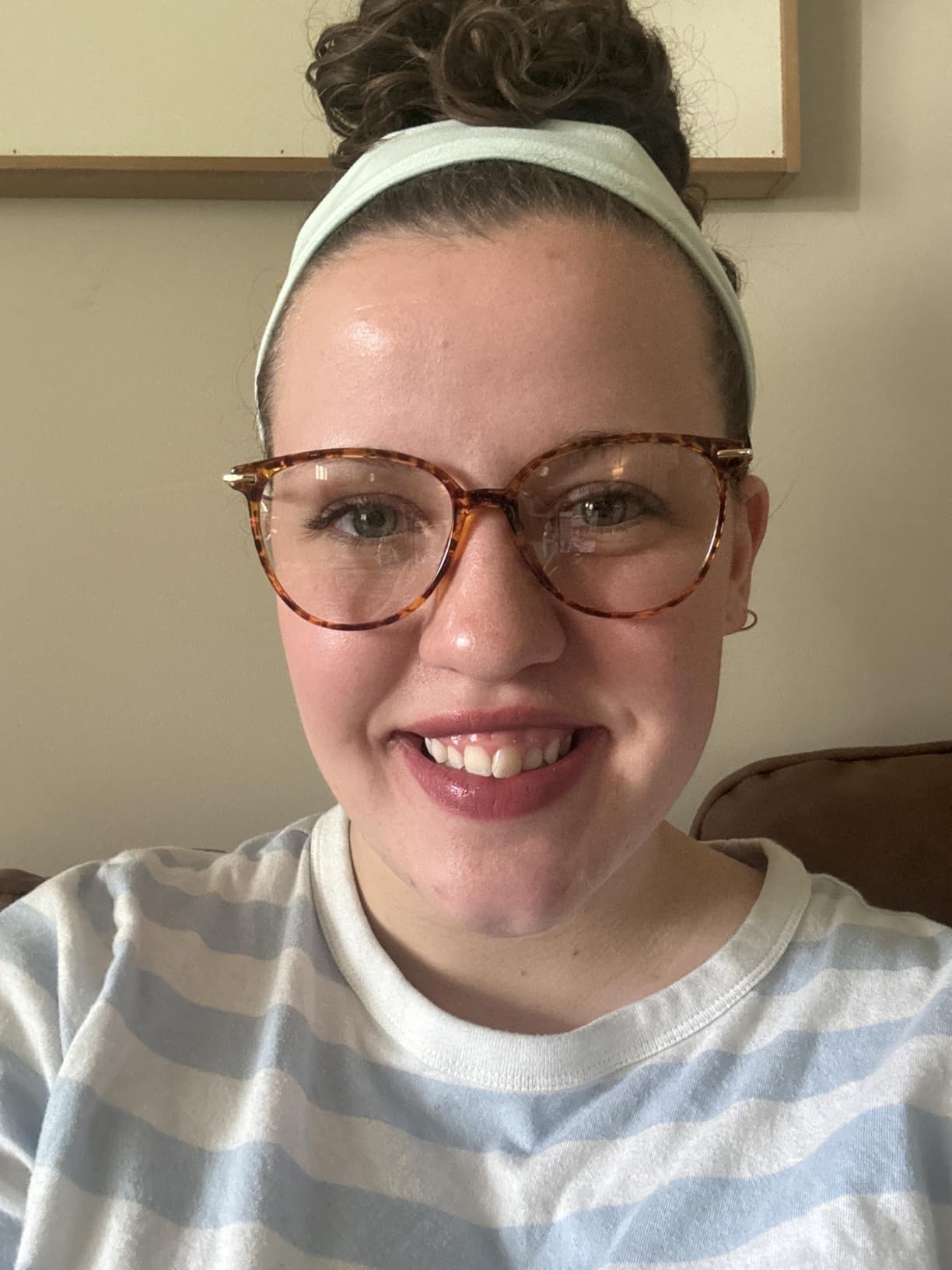Gaoye Round Blue Light Blocking Glasses customer photo 2