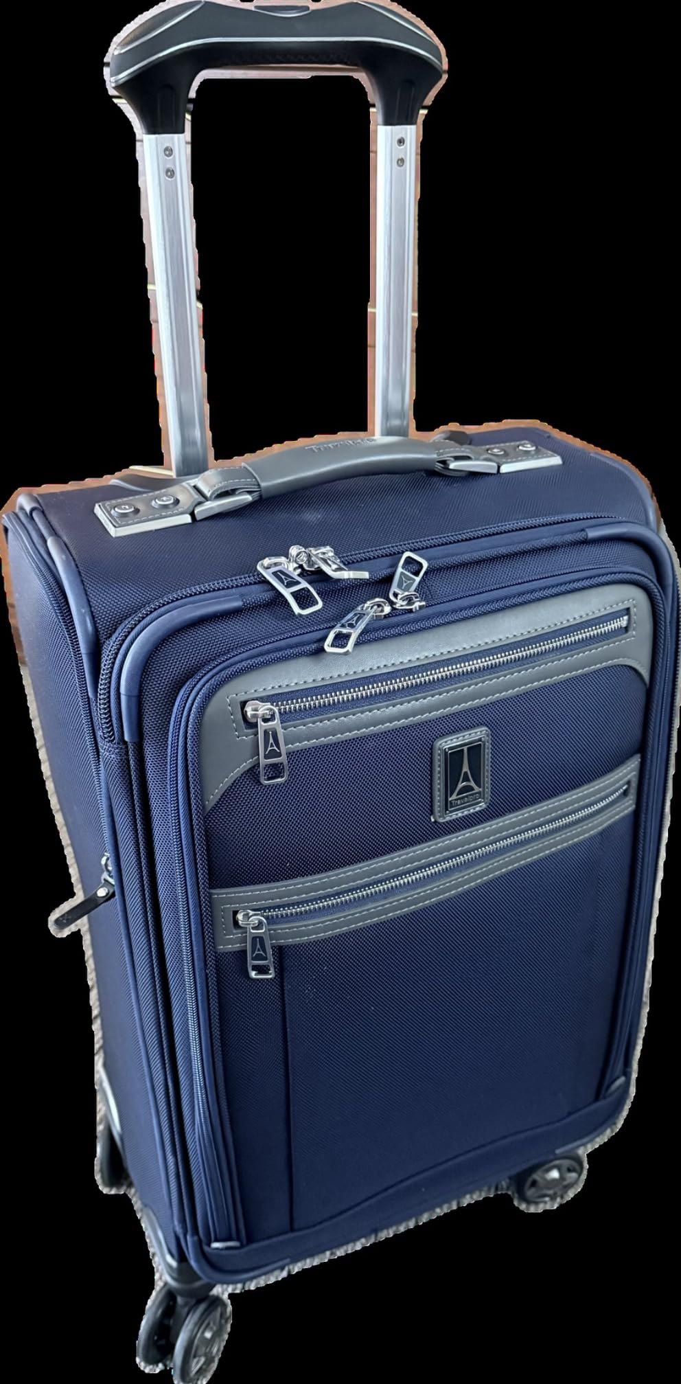 Travelpro Platinum Elite Carry-On Luggage Spinner, True Navy, 21-Inch customer photo 2