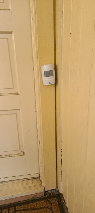 1byone Driveway Alarm, 36 Melodies, 1 Plug-in Receiver 2 PIR Detectors | Home Security Alert System, Weatherproof Design, 1000ft/300m Wireless Transmission Range & 24ft PIR Motion Detection Range customer photo 2