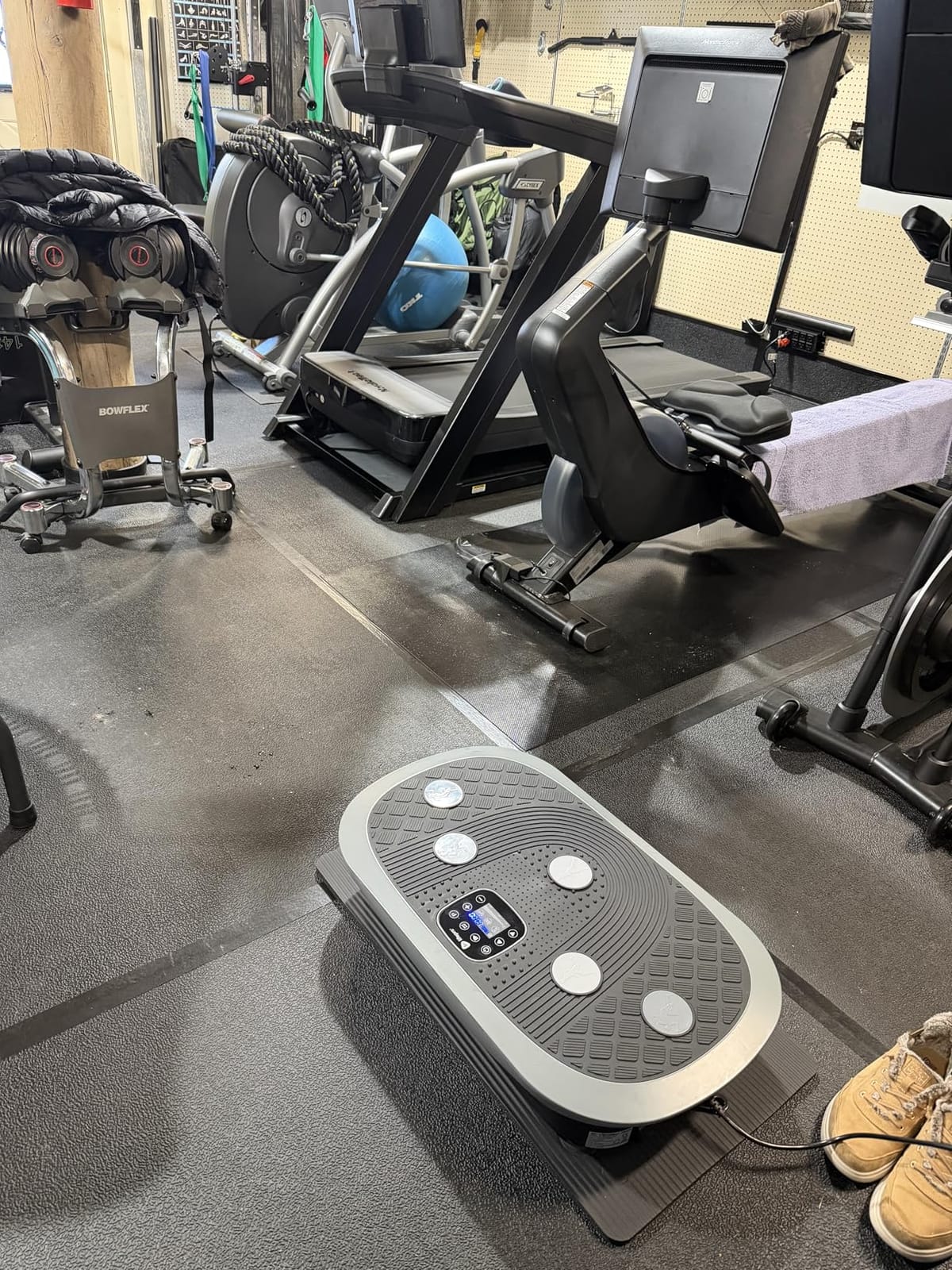 Lifepro Rumblex 4D Vibration Plate Exercise Machine with 7 Training Modes customer photo 2