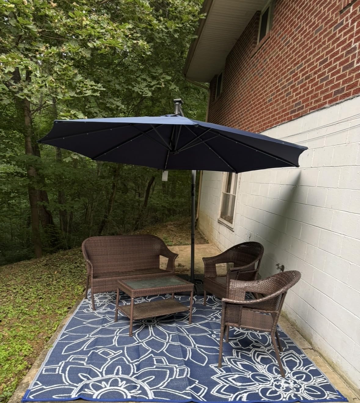 Best Choice Products 10ft Solar LED Offset Cantilever Hanging Market Patio Umbrella, 8 Sturdy Ribs, Easy Adjustment - Deep Taupe customer photo 1