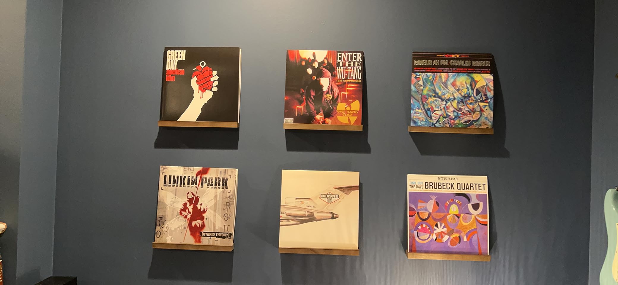 Ilyapa Vinyl Wall Mount Floating Record Shelves- 6 Pack, Espresso Wood customer photo 1