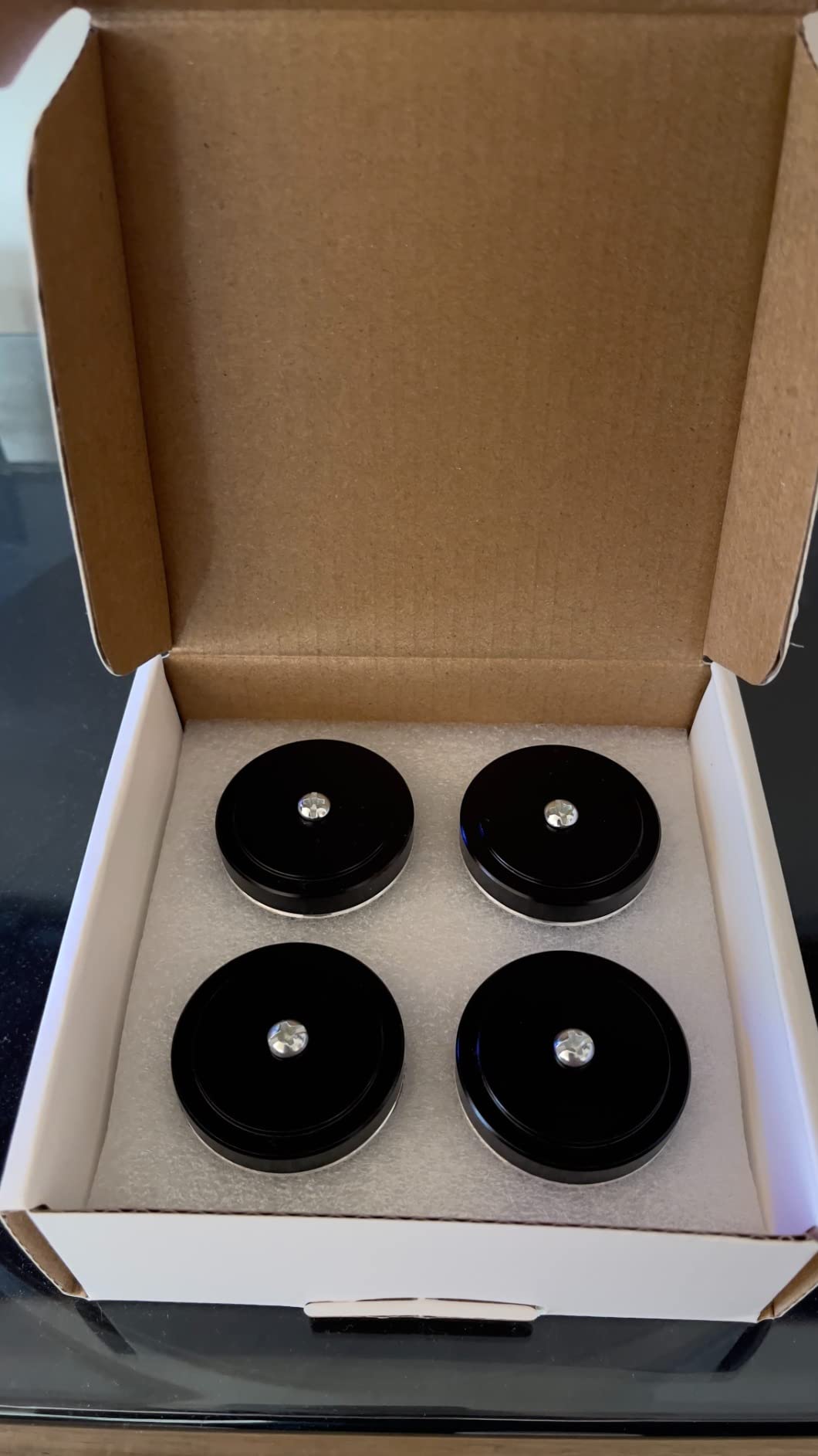 Tertullus 4 Pcs HiFi Speaker Isolation Feet 40x20mm Aluminum Speaker Spike Pad for Turntable, Subwoofers, Amplifier, HiFi Devices, Dac, Recorder, Cd (Black) customer photo 1