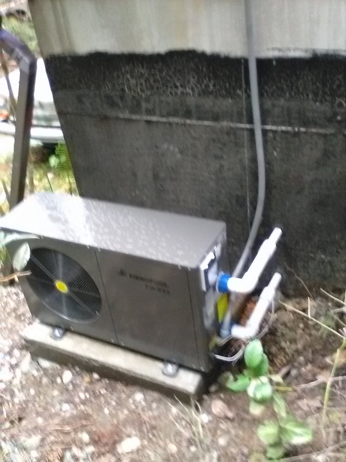 FibroPool FH255 Pool Heat Pump - 240V Electric - 55,000 BTU - Metal customer photo 1