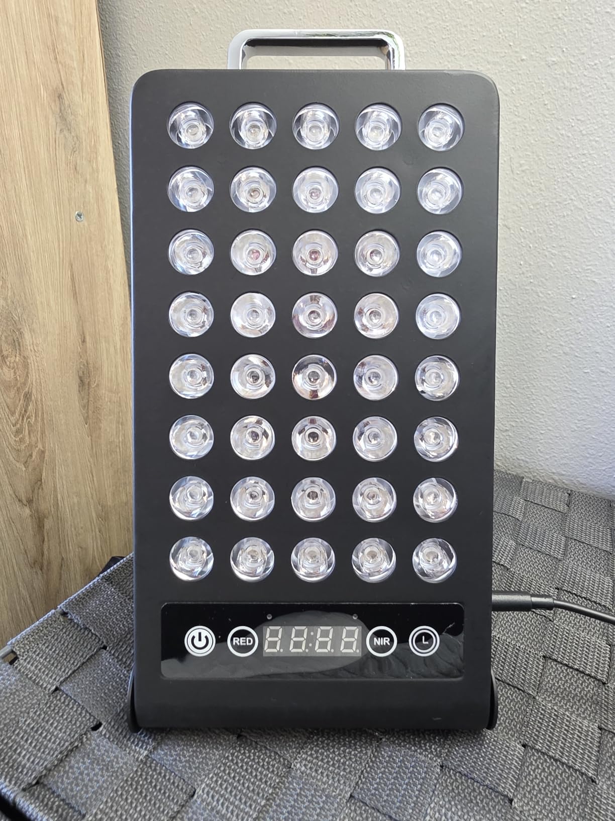 BestQool Red Light Therapy Panel, 660nm 850nm Red and NIR for Face, 50W customer photo 1
