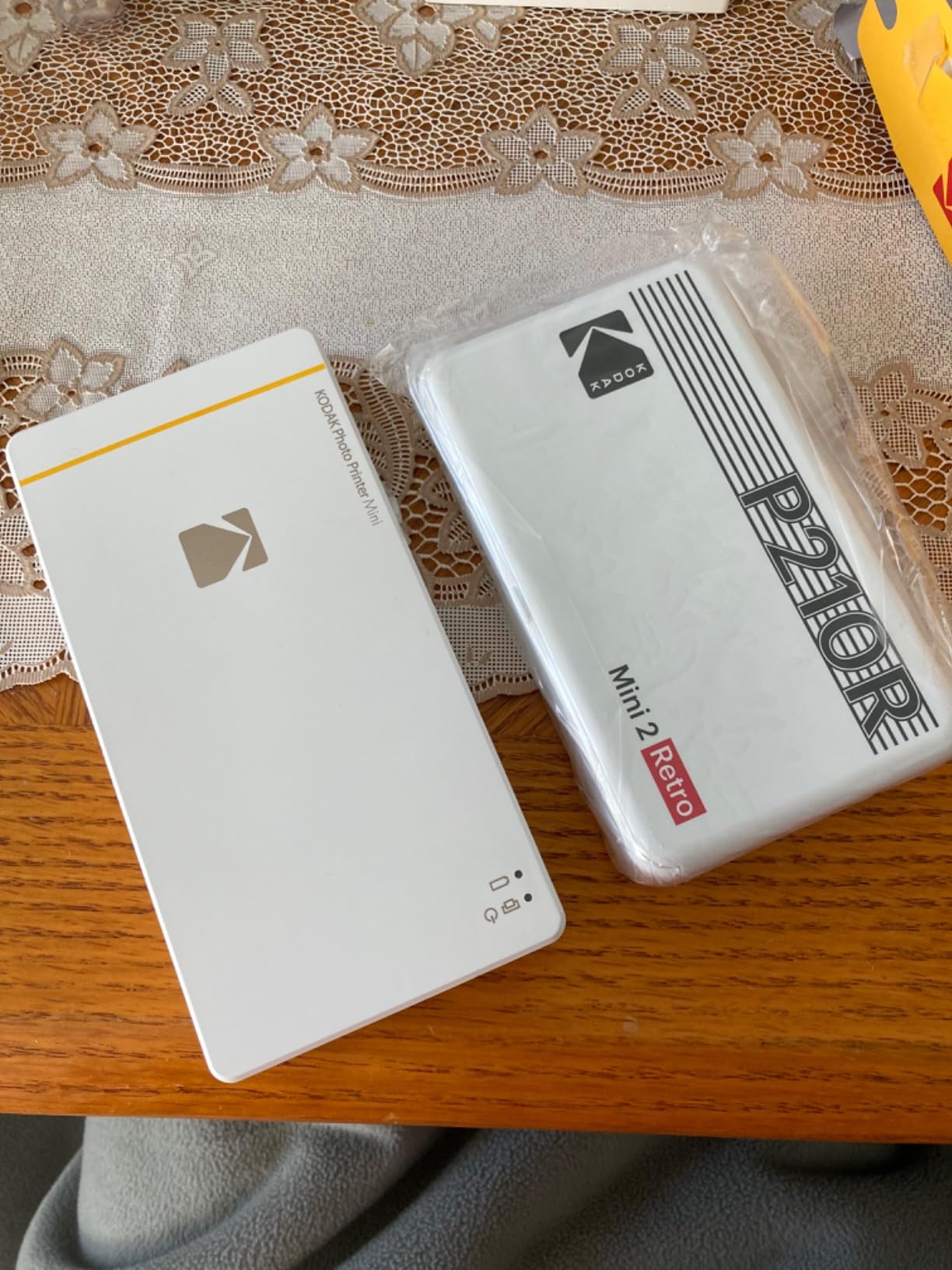 KODAK Mini 2 Retro 2x3 Portable Photo Printer, 4PASS, 38 Sheets, White | Bluetooth, iPhone & Android Smartphone Compatible, Smudge-Proof, Water-Resistant, Fade-Resistant customer photo 1
