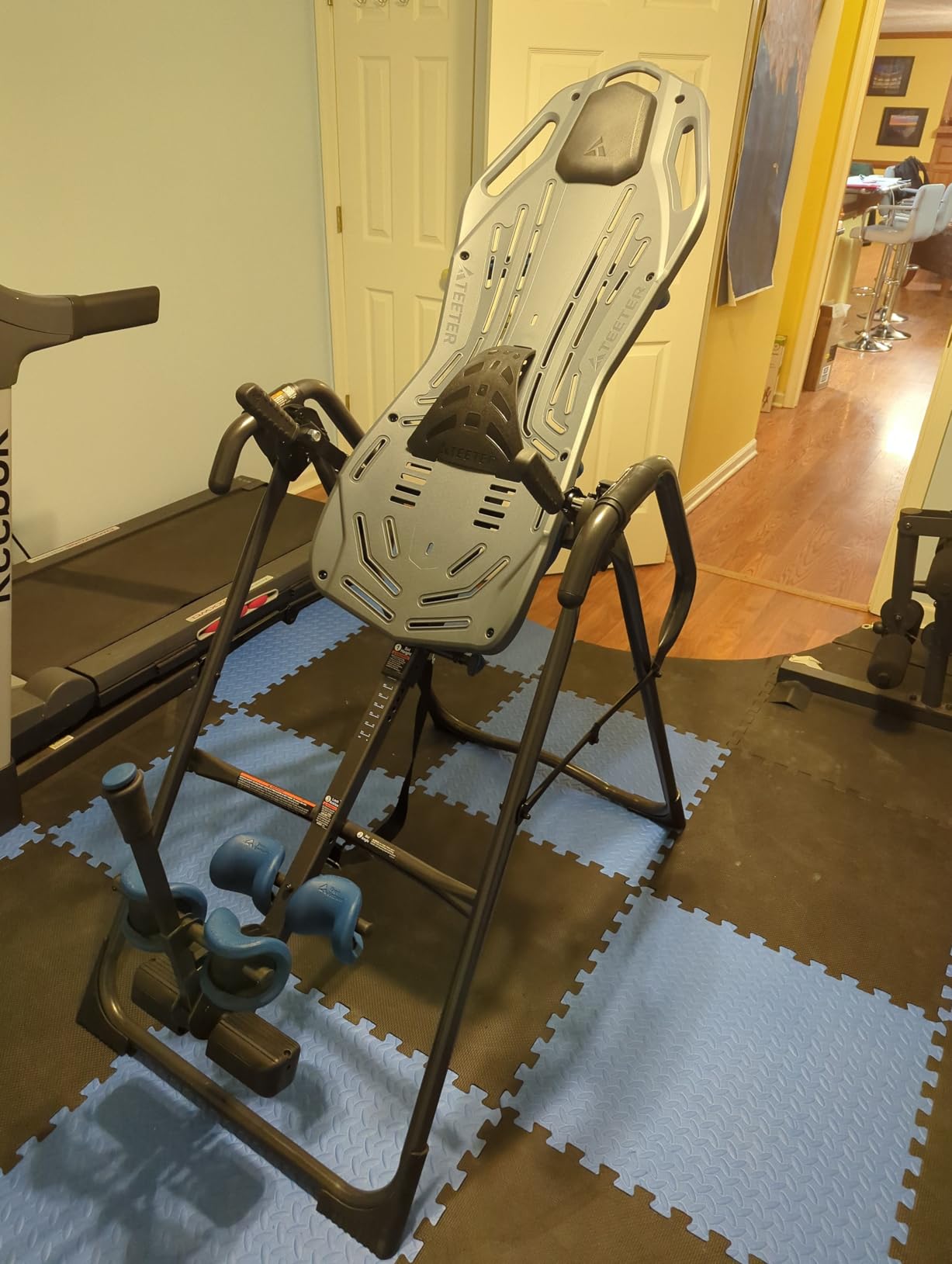 Teeter FitSpine X3 Inversion Table w/ Accessories for Back Pain Relief, Deluxe Easy-Reach Ankle Lock, FDA Registered, UL Safety Certified, 300 lb Capacity, Designed & Patented in USA customer photo 2