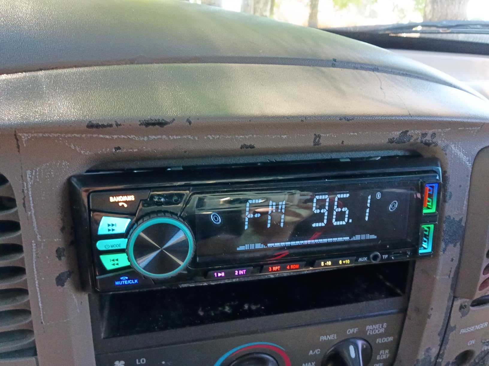 REAKOSOUND Car Radio Bluetooth Single DIN Stereo - FM, USB, AUX, APP, No CD customer photo 1
