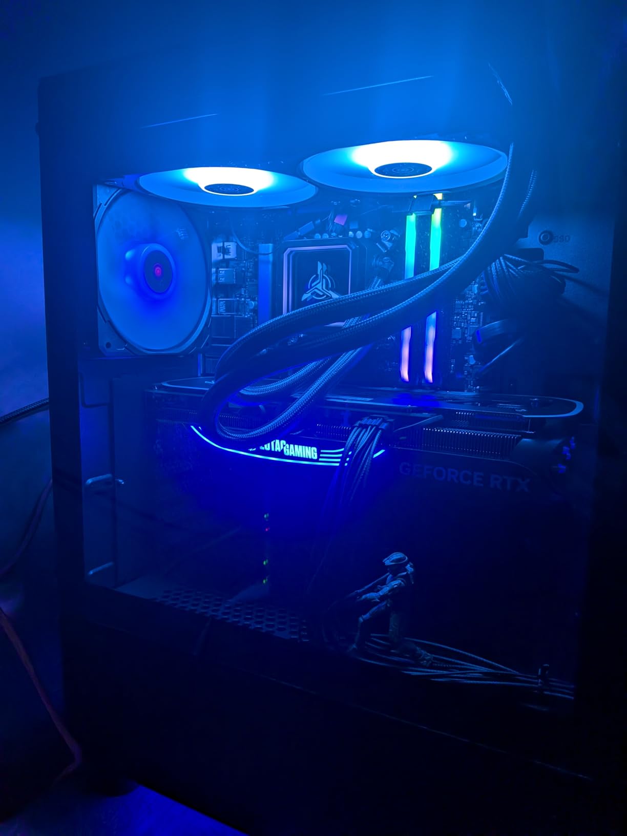 CORSAIR Vengeance RGB PRO SL DDR4 RAM 32GB (2x16GB) 3600MHz CL18-22-22-42 1.35V Intel AMD Desktop Computer Memory - White (CMH32GX4M2D3600C18W) customer photo 1