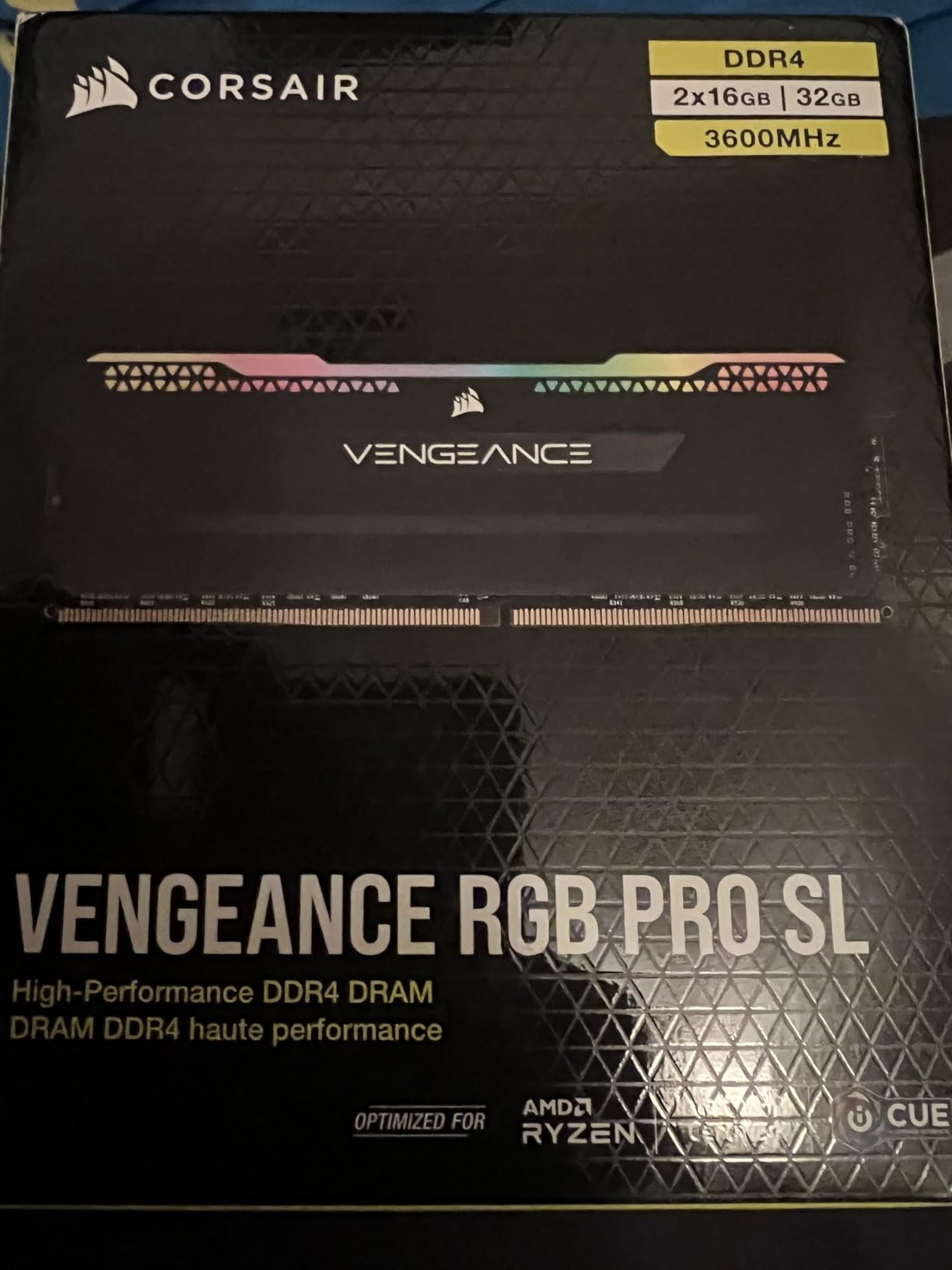 CORSAIR Vengeance RGB PRO SL DDR4 RAM 32GB (2x16GB) 3600MHz CL18-22-22-42 1.35V Intel AMD Desktop Computer Memory - White (CMH32GX4M2D3600C18W) customer photo 2