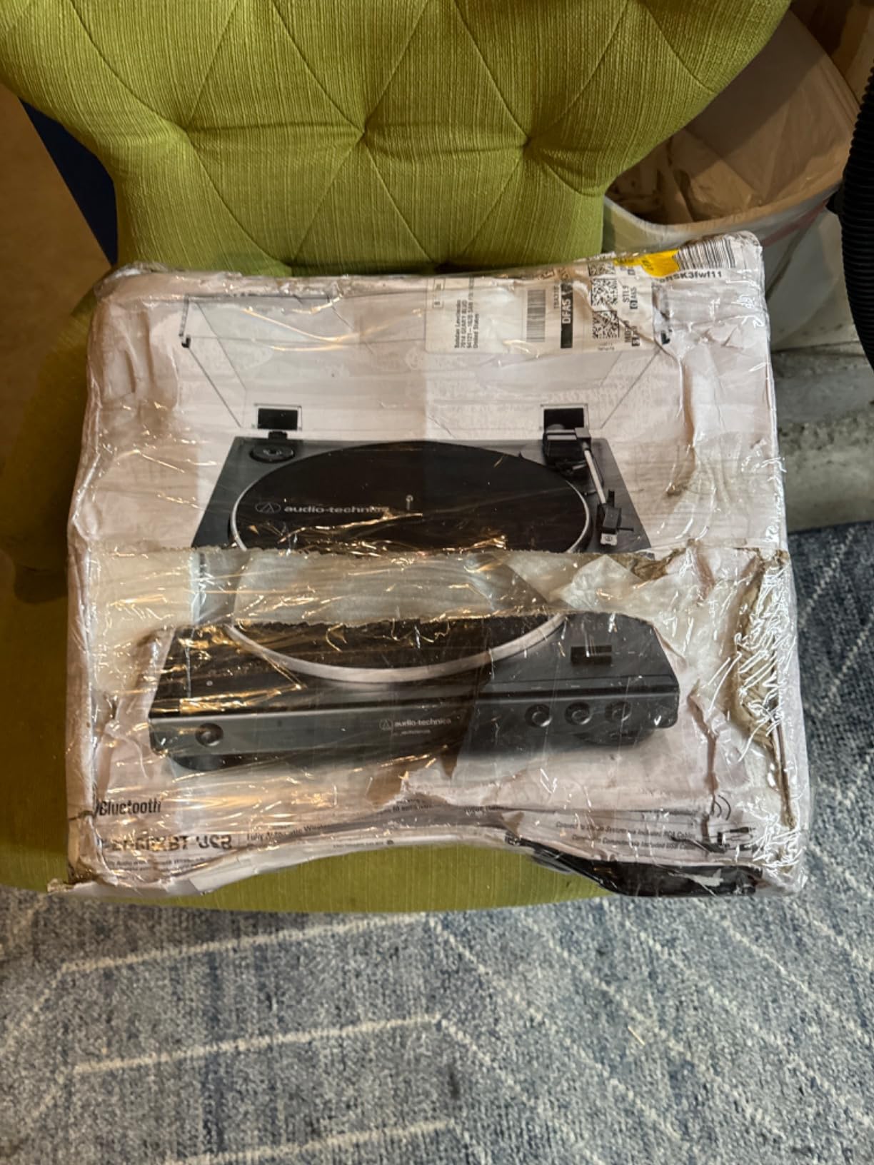Audio-Technica AT-LP60XBT-USB-BK Fully Automatic Belt-Drive Stereo Turntable with Bluetooth and USB customer photo 1