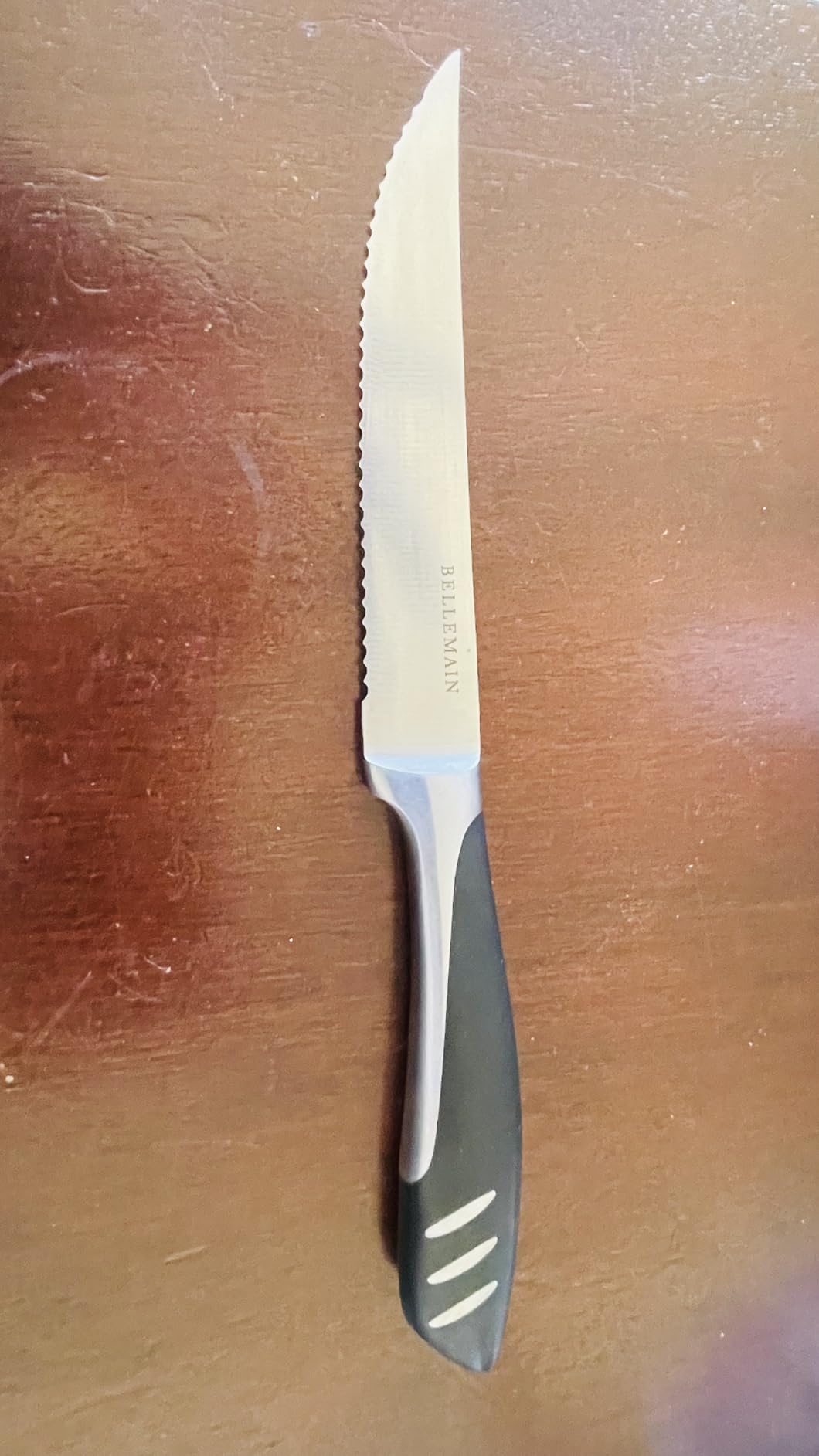 Bellemain Steak Knife Set of 8, Serrated Stainless Steel, Dishwasher Safe customer photo 1
