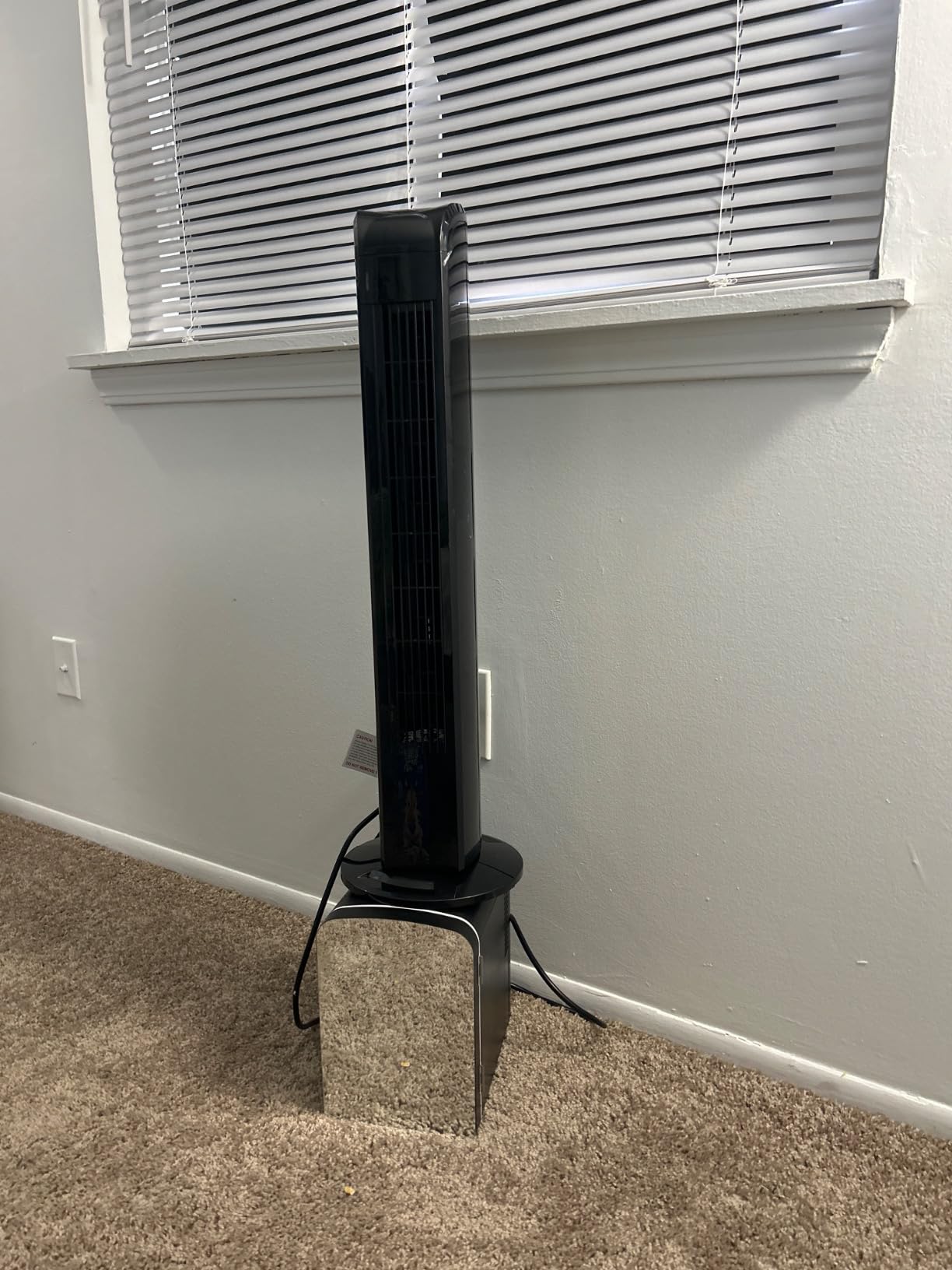Uthfy Oscillating Bladeless Tower Fan with Remote, Quiet Cooling Portable, Electric Standing Floor Fan with 3 Wind Speeds 3 Modes for Bedroom,Indoor,Office and Home Use, 30