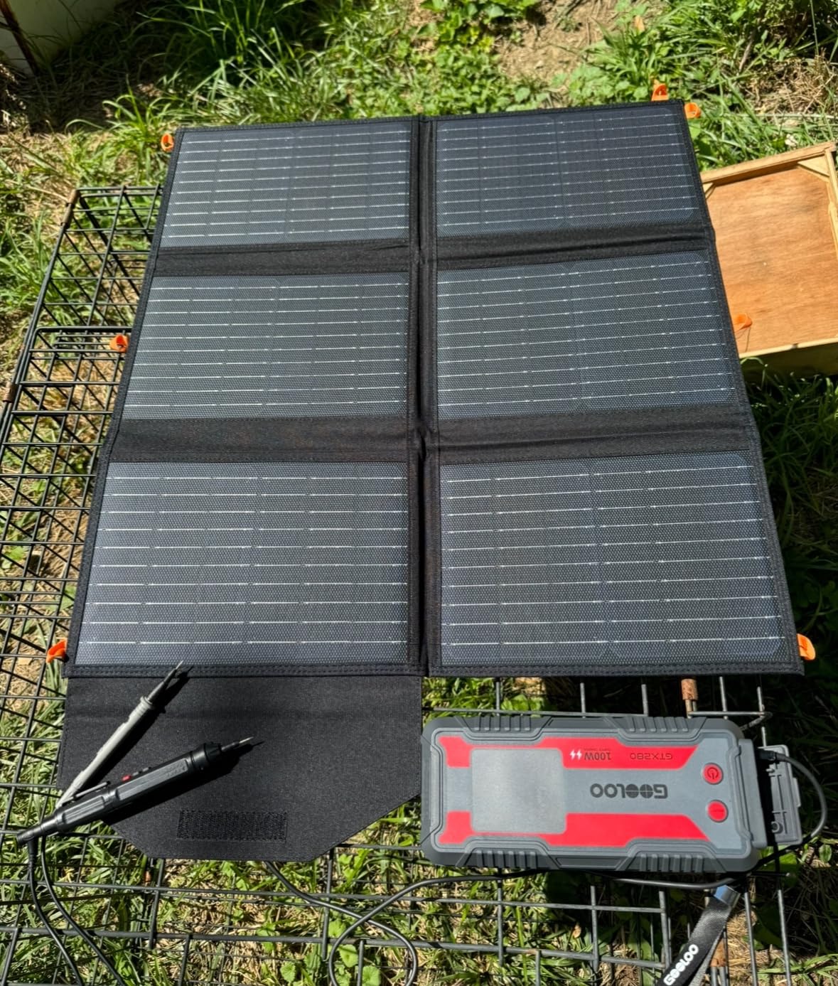[Upgraded] FlexSolar 60W Portable Solar Panels Chargers IP65 Waterproof customer photo 1