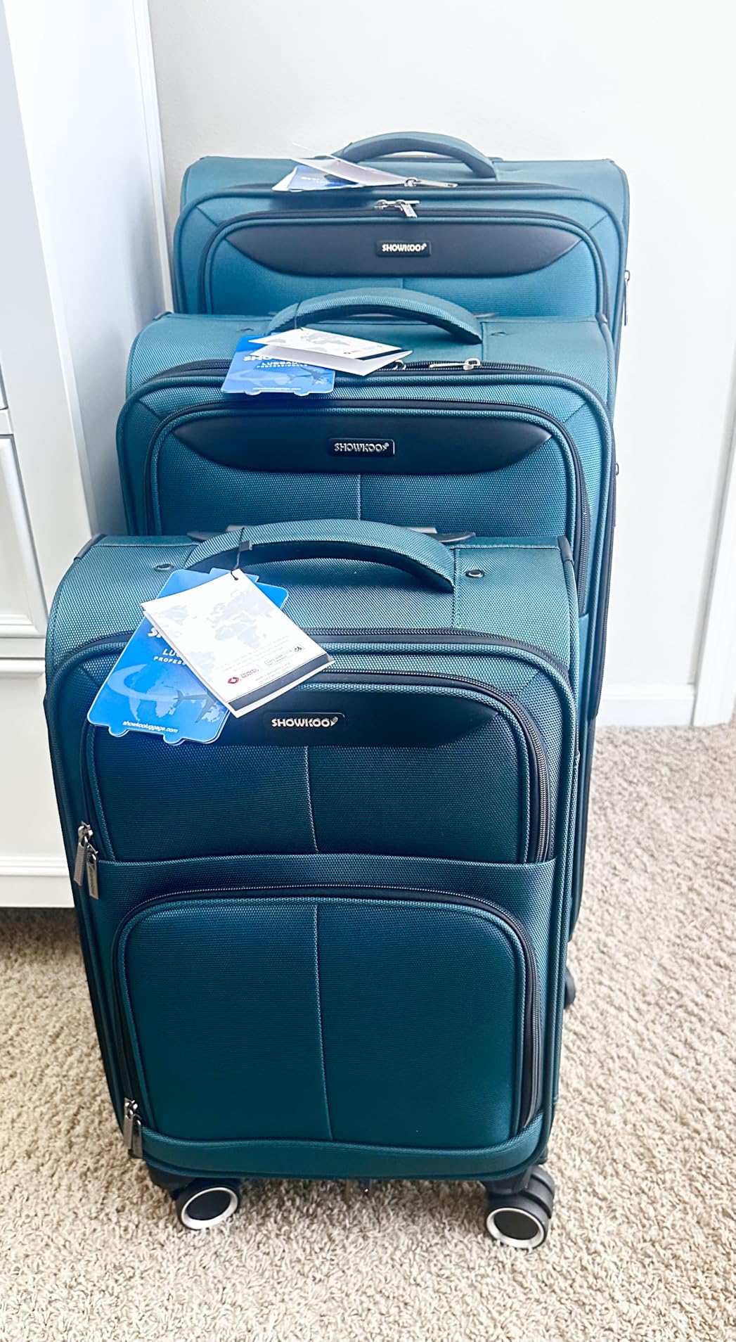SHOWKOO Luggage Sets 3 Piece Softside Expandable Durable Suitcase Sets customer photo 1
