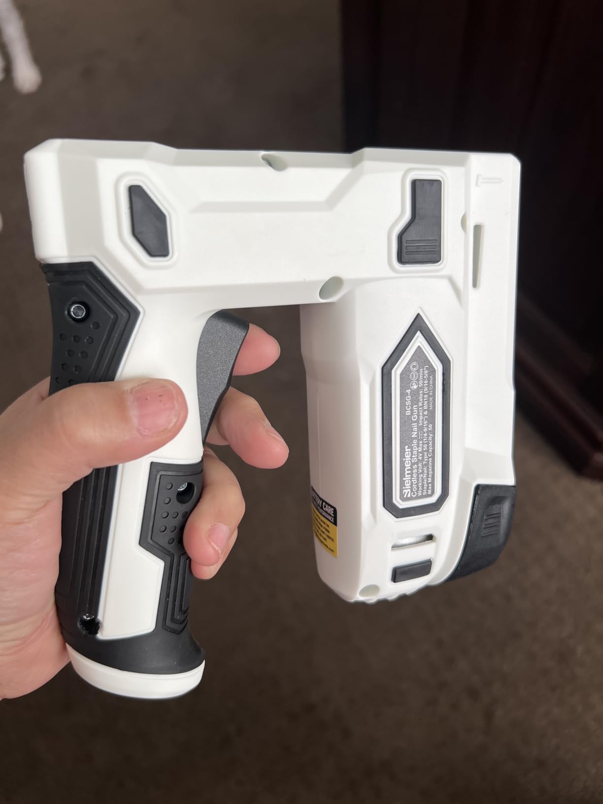 Bielmeier 2-in-1 Cordless T50 Staple Gun & Brad Nailer, 4V Battery Powered customer photo 2
