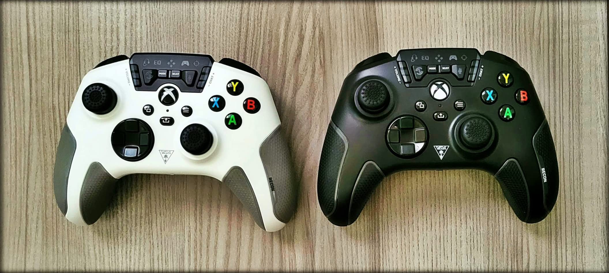 Turtle Beach Recon Controller Wired Game Controller Officially Licensed for Xbox Series X, Xbox Series S, Xbox One & Windows - Audio Enhancements, Remappable Buttons, Superhuman Hearing – White customer photo 1