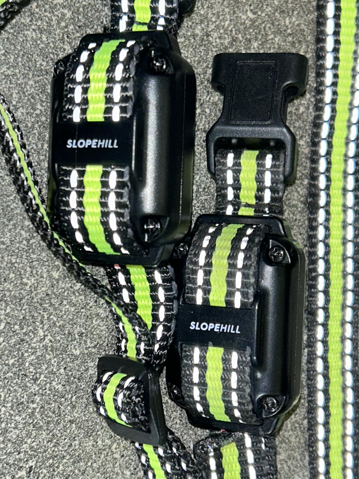 SLOPEHILL Dog Training Collar,4200FT Remote Shock Collar for Dogs 8-140lbs | IP68 Waterproof e Collar with Beep, Vibration, Safe Shock, Light ,No Shock Modes,Dog Collar with Removable Prongs,Green customer photo 2