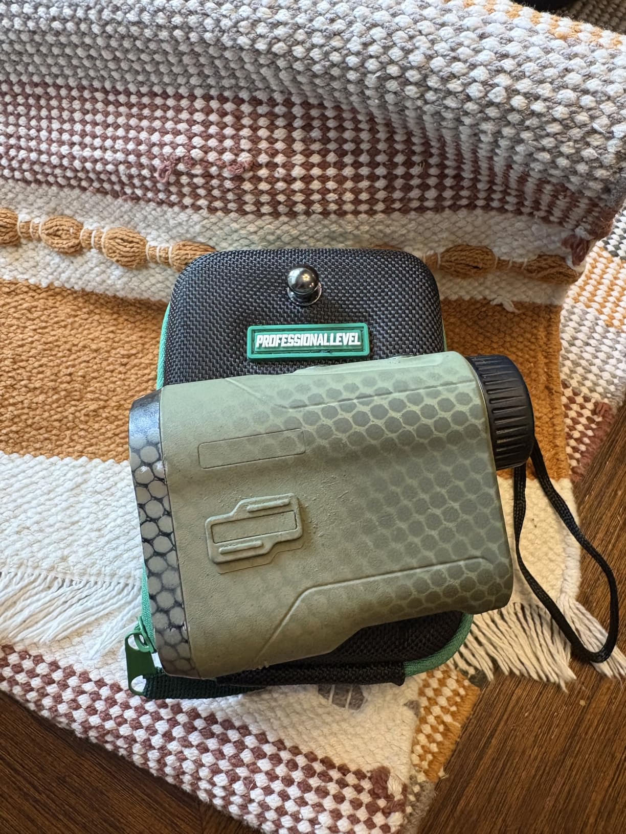 REVASRI Range Finder for Golf, Slope, Pin Lock Vibration 1000Y Rangefinder customer photo 2