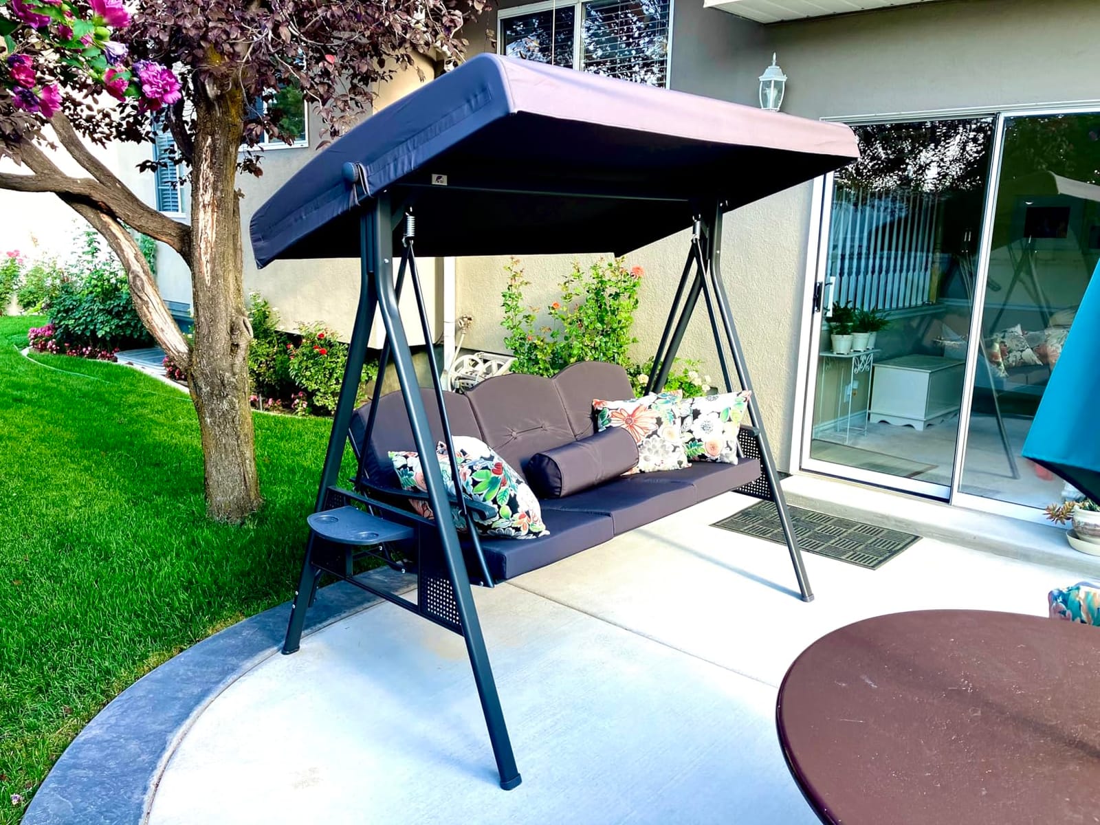 PURPLE LEAF Swing Bed Outdoor Swing 3-Seat Aluminum Adjustable Canopy, Gray customer photo 1
