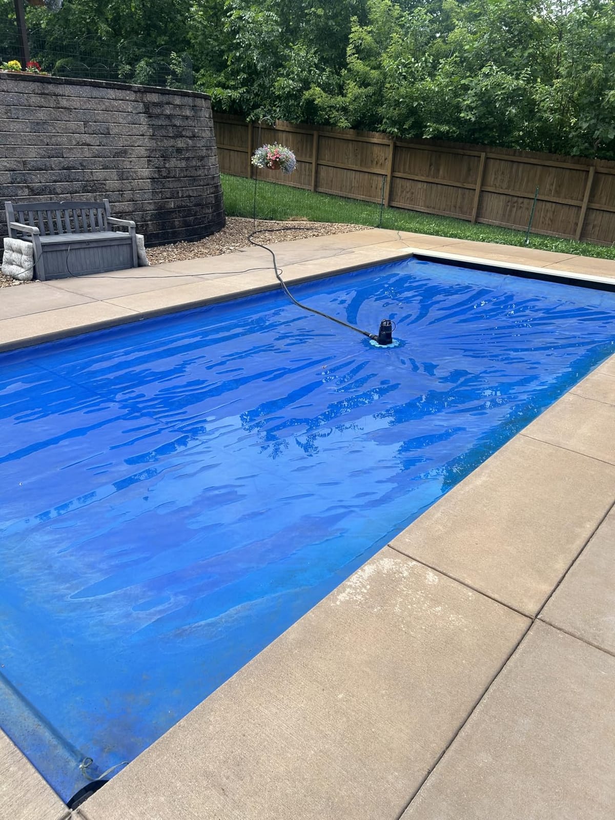 Acquaer 1/4 HP Automatic Swimming Pool Cover Pump, 2250 GPH Submersible Sump Pump with 3/4” Check Valve Adapter & 25ft Power Cord, Water Removal for Pool, Hot Tubs, Rooftops, Water Beds and more customer photo 1