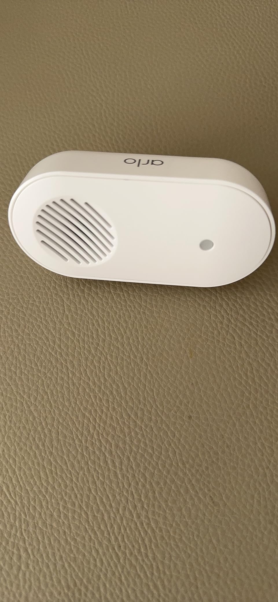 Arlo Chime 2, Built-in Siren, Audible Alerts, Customizable Melodies, Wi-Fi Connected, Compatible with: Wired/Wireless Doorbell Camera, Security Cameras,Smart Home Devices(Does not Work: Pro, Ultra) customer photo 1