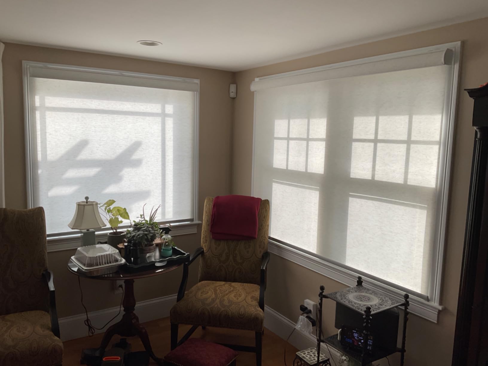 SmartWings Motorized Smart Roller Shades, 70% Blackout Linen White customer photo 2