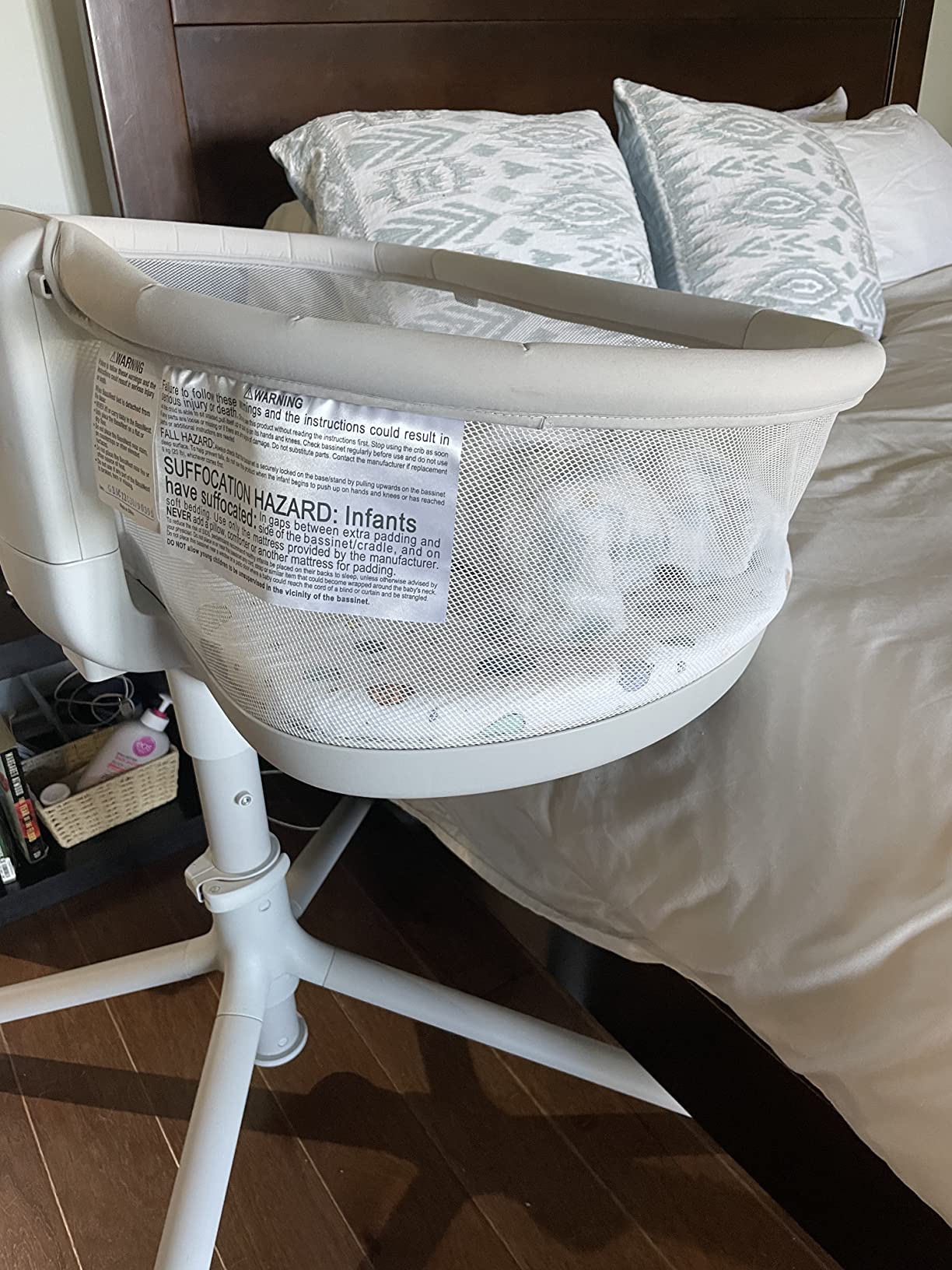 HALO BassiNest Swivel Sleeper 3.0 – Over-Bed Baby Bassinet with 360 Rotation, Adjustable Height, Breathable Mesh, Safe Close Sleeping, Lowering Wall for Easy Access, Feeding & C-Section Recovery customer photo 2