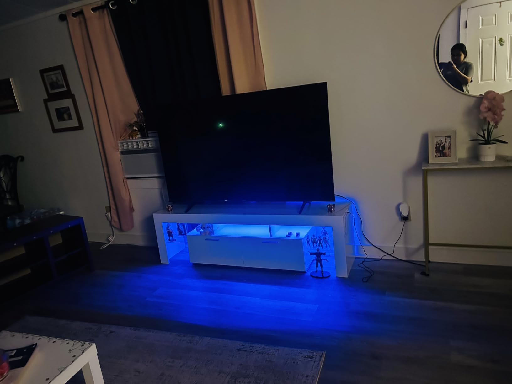 Nrizc White LED TV Stand for 75 Inch TV, High Gloss Entertainment Center with Storage Drawer, Console Table for Living Room, Bedroom customer photo 2