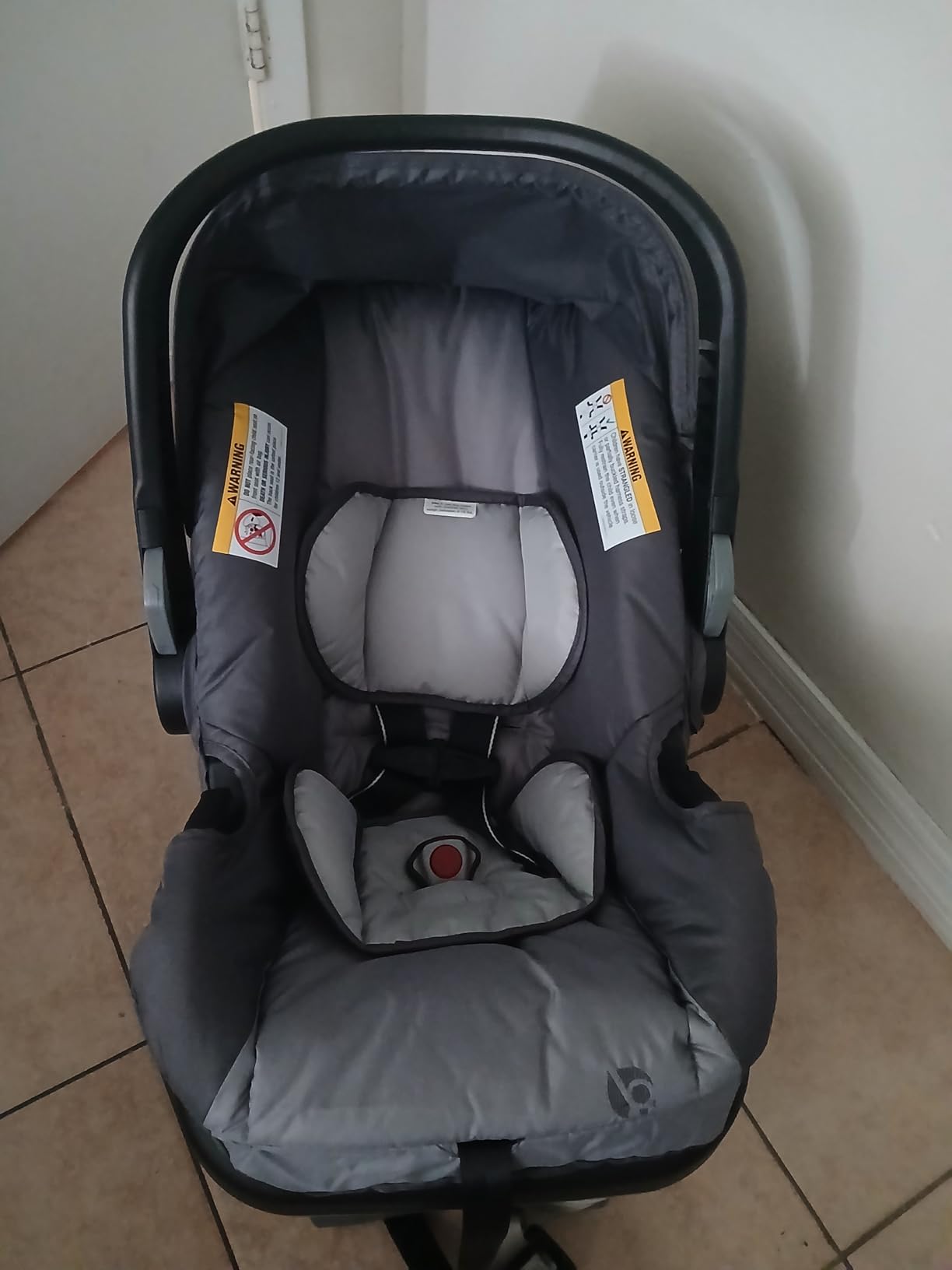 Baby Trend EZ-Lift™ Plus Infant Car Seat, Ultra Grey – Newborn Comfort Padding, Lightweight Carry Build, Adjustable Harness System customer photo 1