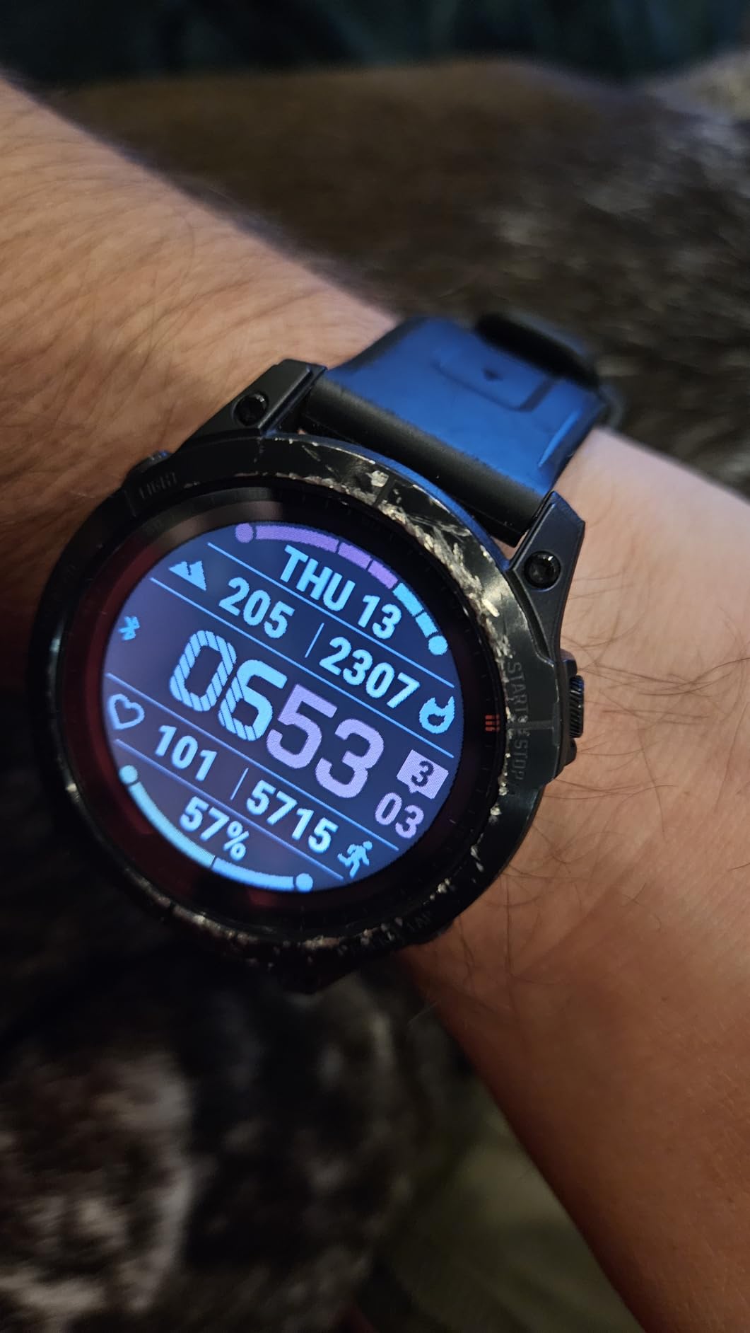 Garmin Fenix 7 Sapphire Solar, Smartwatch, with Solar Charging Capabilities, Rugged Outdoor Watch with GPS, Touchscreen, Wellness Features, Carbon Gray DLC Titanium with Black Band (Renewed) customer photo 2