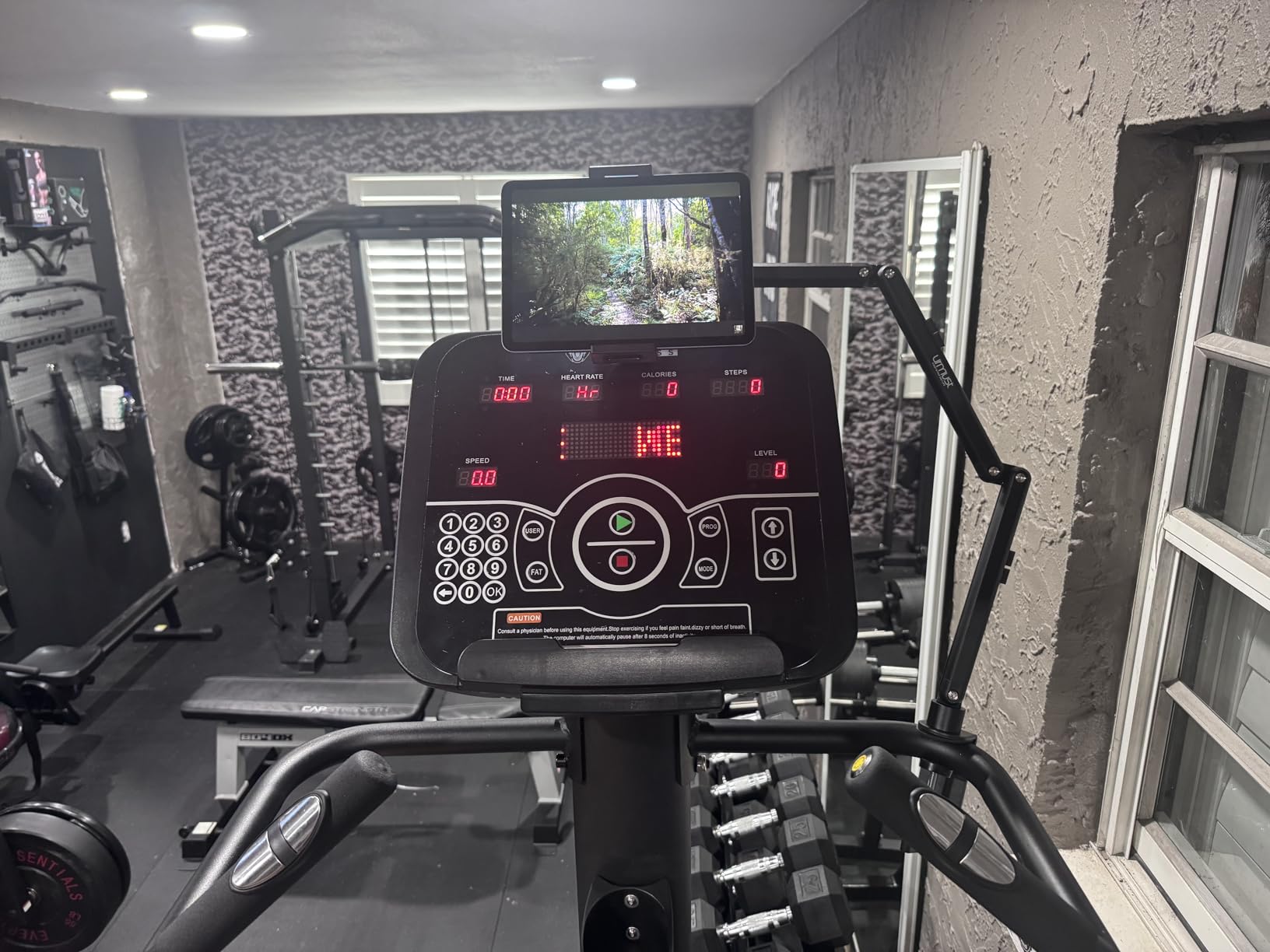 Signature Fitness Continuous Climber Commercial Grade Stair Stepping Machine for Cardio and Lower Body Workouts customer photo 1