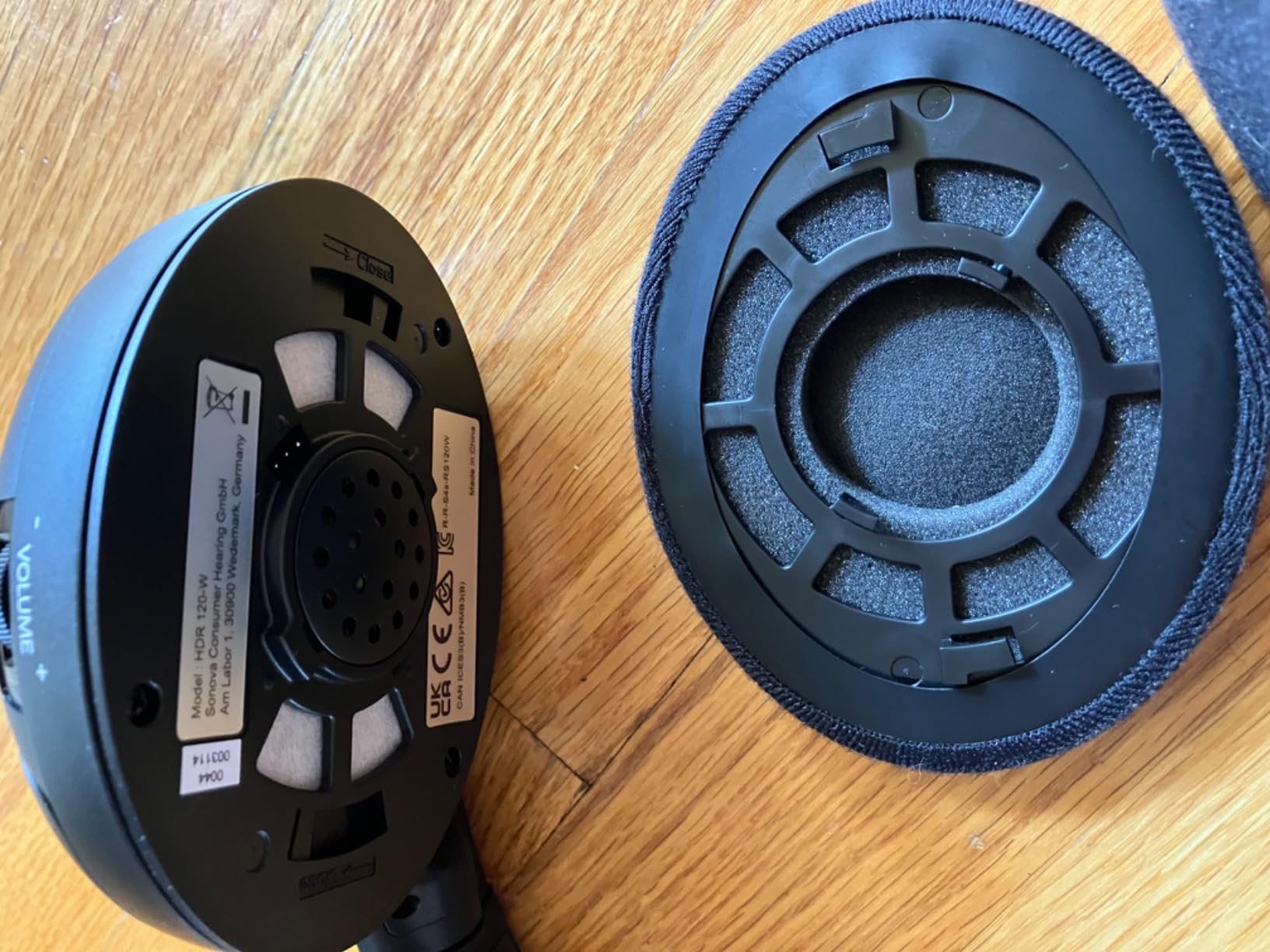 Sennheiser RS 120-W On-Ear Wireless Headphones, Transmitter/Charger Combo customer photo 2