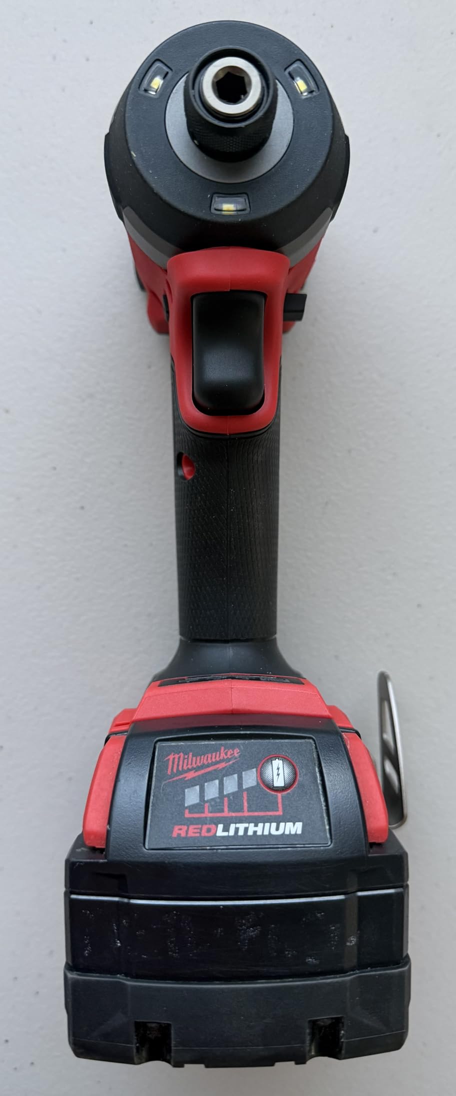 Milwaukee Electric - M18 Fuel. 1/4 HEX Impact Driver customer photo 1