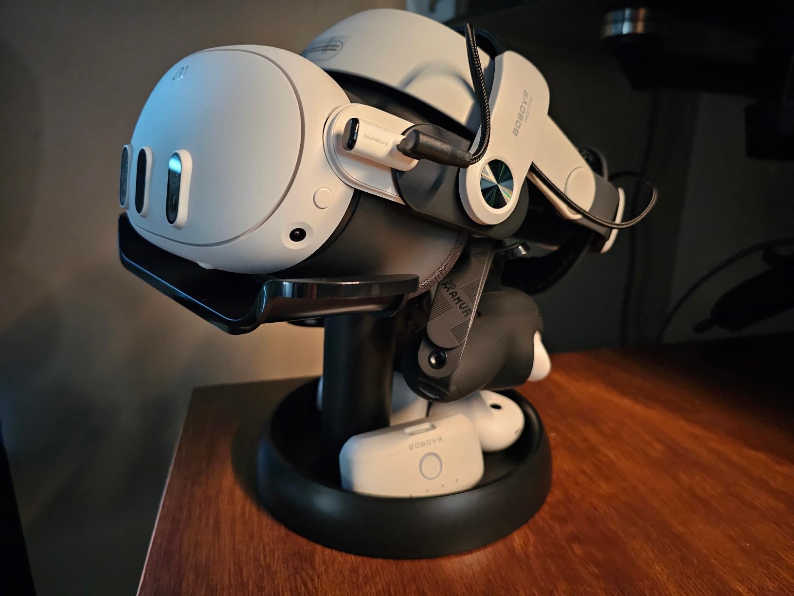 AMVR TYBP1 VR Headset Stand for Quest 3S,Quest 3,Quest 2,Pico 4,PSVR 2 customer photo 2