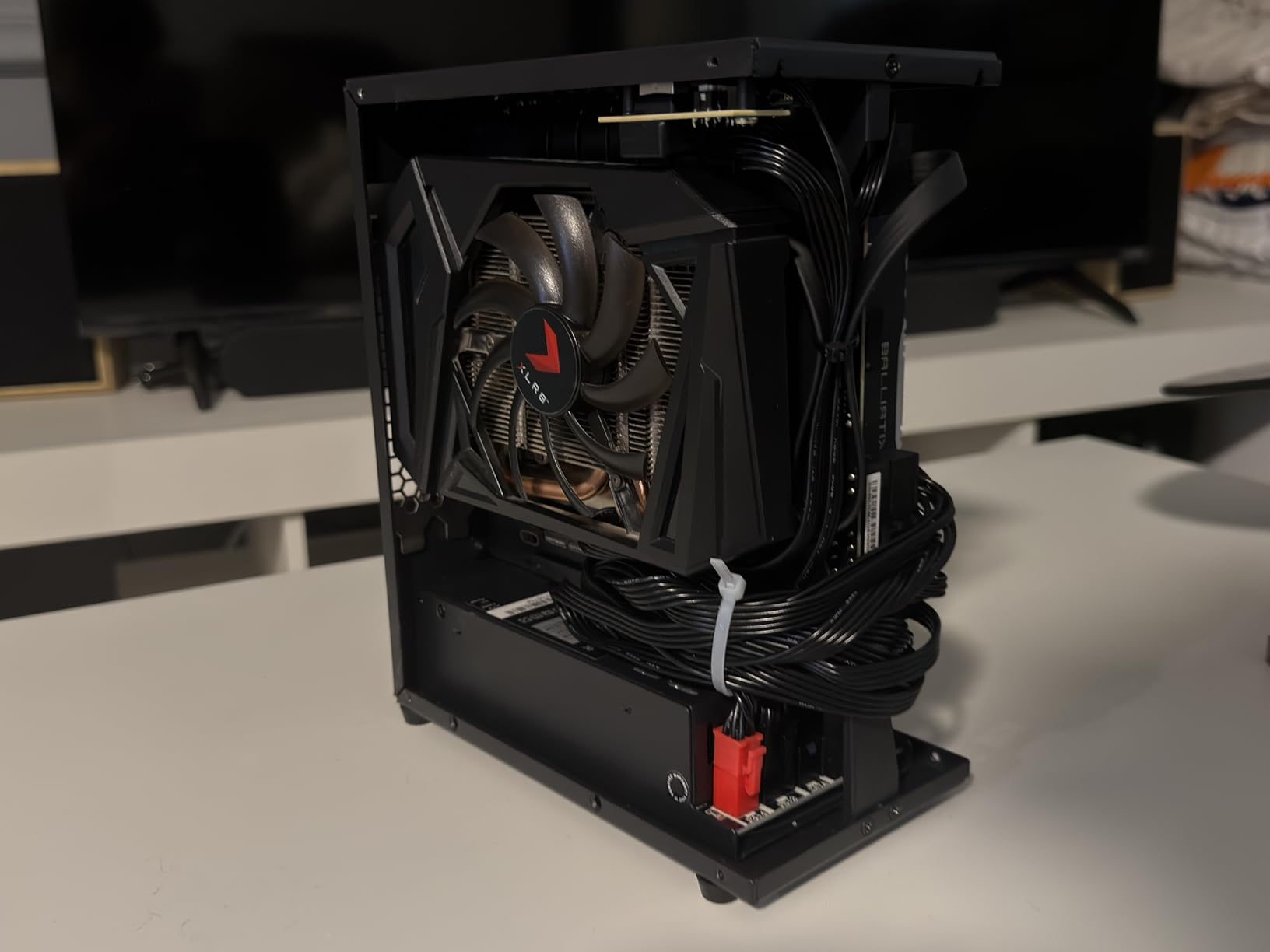 Aluminum Mini ITX Case with PCIe 3.0 Riser, JOYJOM Mini PC Case, SFF Small Form Factor PC Case, TX Computer Gaming Case Supports GPU Graphics Card (Black) customer photo 2