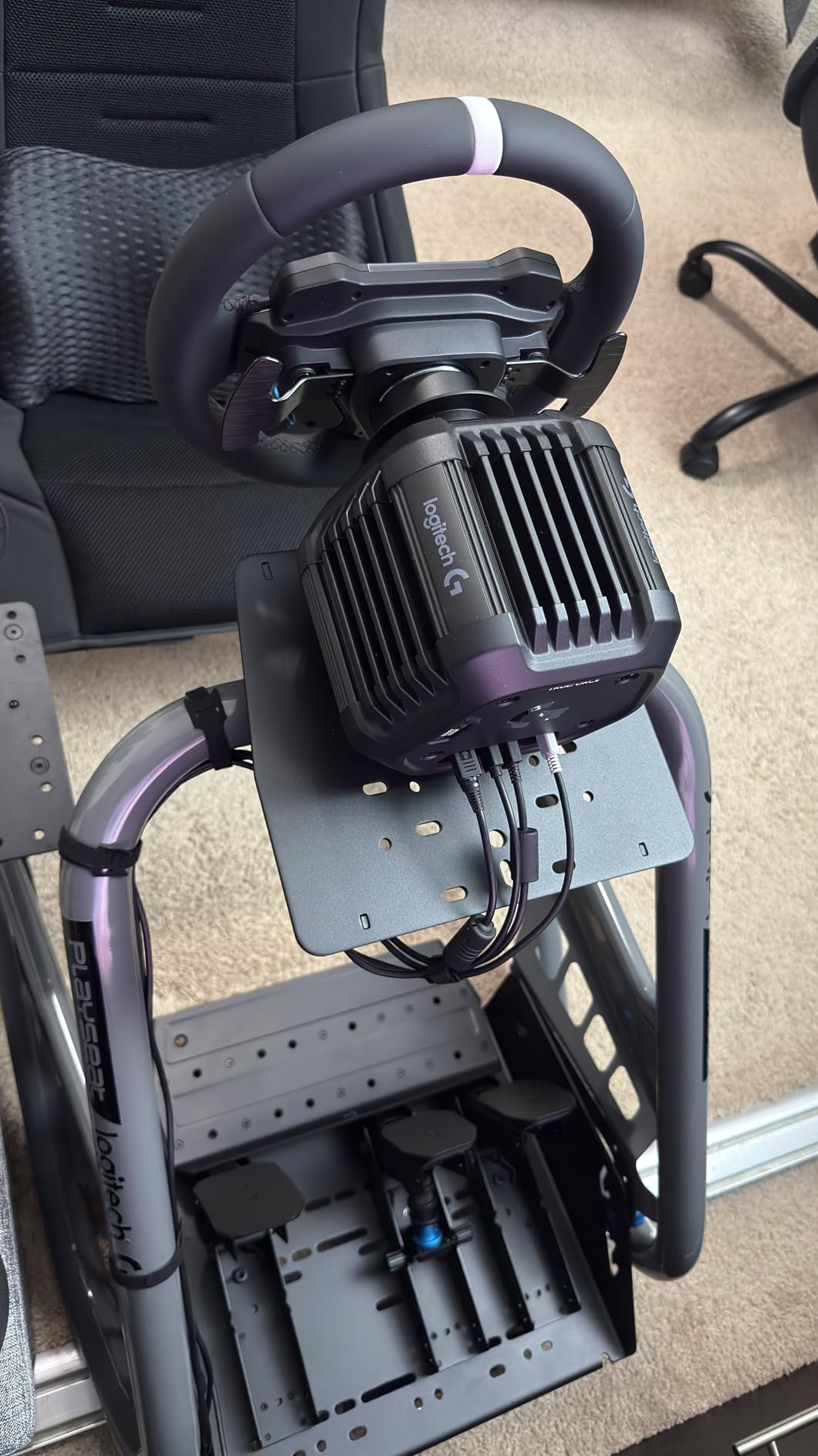 Playseat Trophy - Logitech G Edition Sim Racing Cockpit | Fully Adjustable | Direct Drive Support | Lightweight & Robust | Absolute Comfort ActiFit customer photo 2