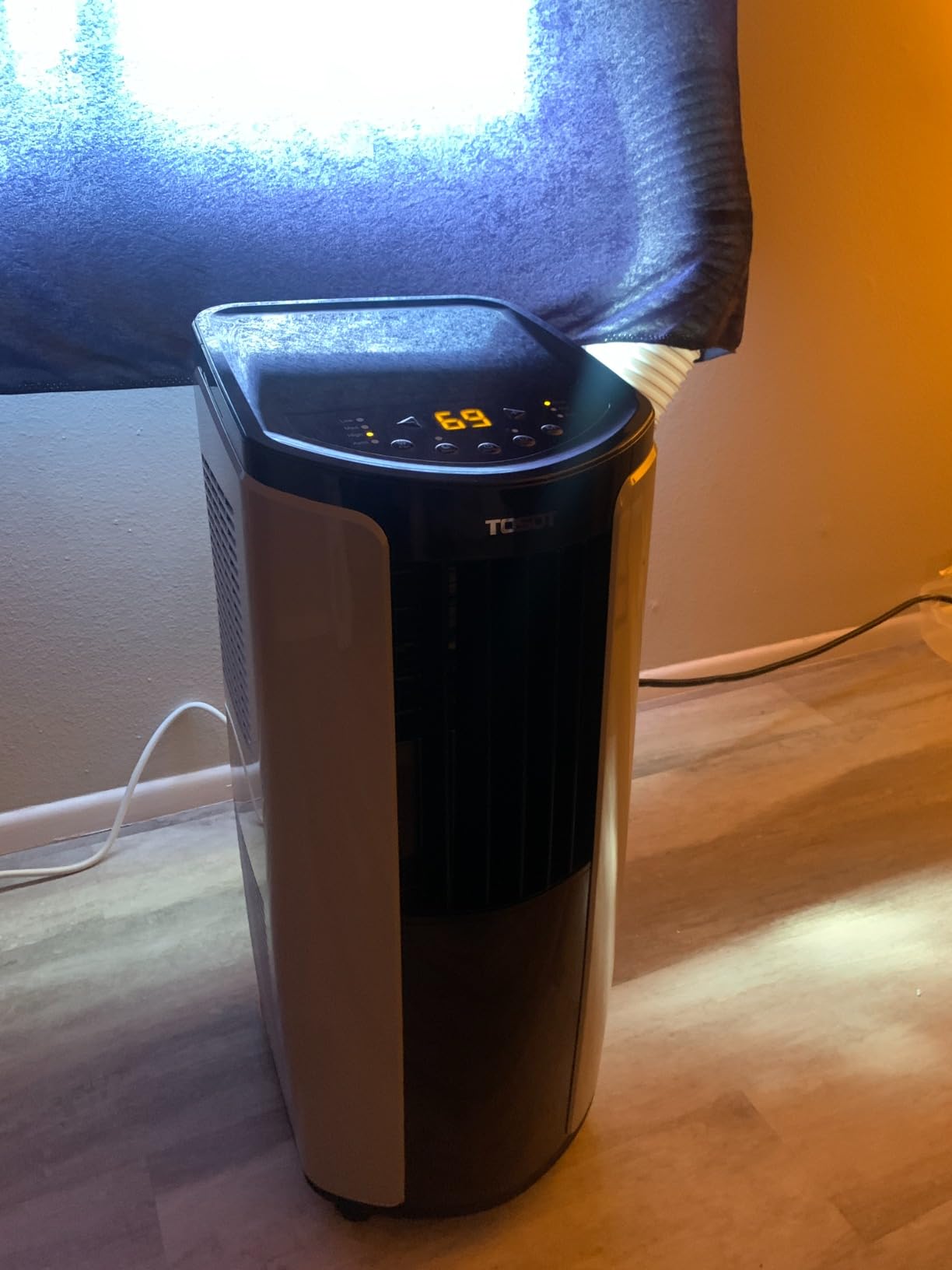 TOSOT 9,700BTU (5,000 BTU SACC) Portable Air Conditioner, Smart Wifi Control, AC Unit with Dehumidifier, Fan, Window Kit for Easy Installation, Cool Rooms Up to 300 Square Feet, Shiny Series customer photo 1
