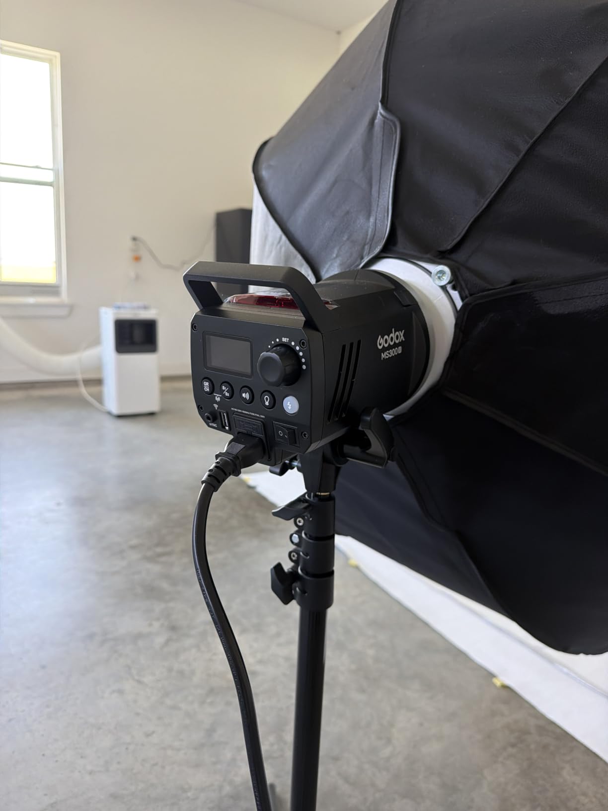 Godox MS300V 300W Compact Studio Strobe Flash Light - MS300 Upgraded Ver. customer photo 1