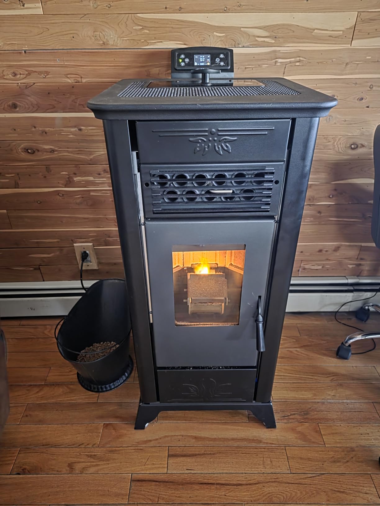 Freedom Stove PS21 Freestanding Pellet Stove, WiFi, 5-Yr Warranty customer photo 1
