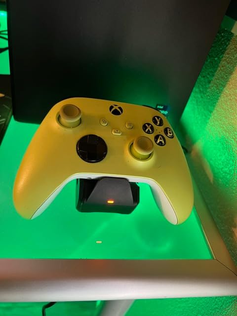 PowerA Solo Charging Stand for Xbox Series X|S - Black, Works with Xbox One, Charging Station for Xbox Wireless Controller, Officially Licensed customer photo 1